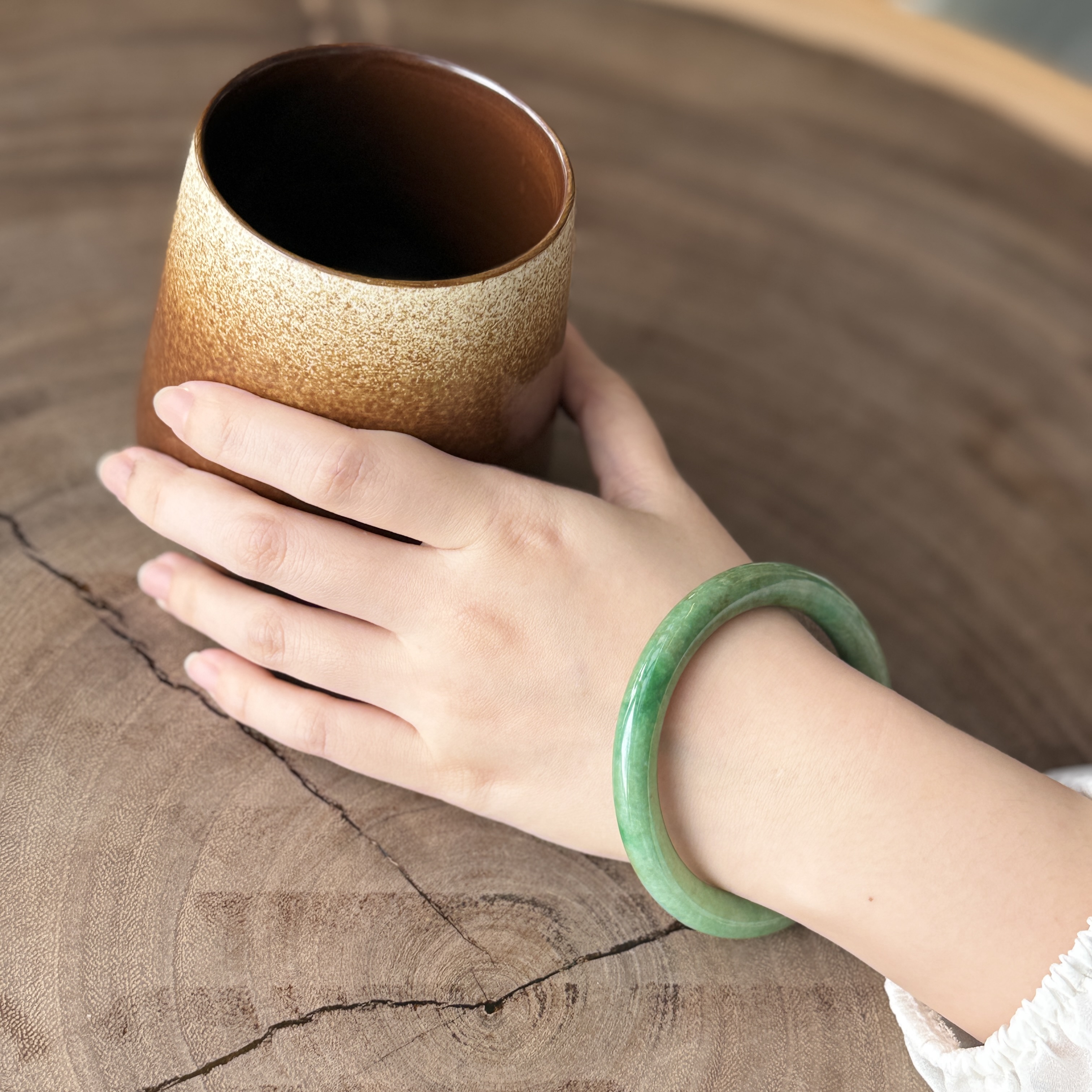 Green Jadeite Bangle (PJA00840)