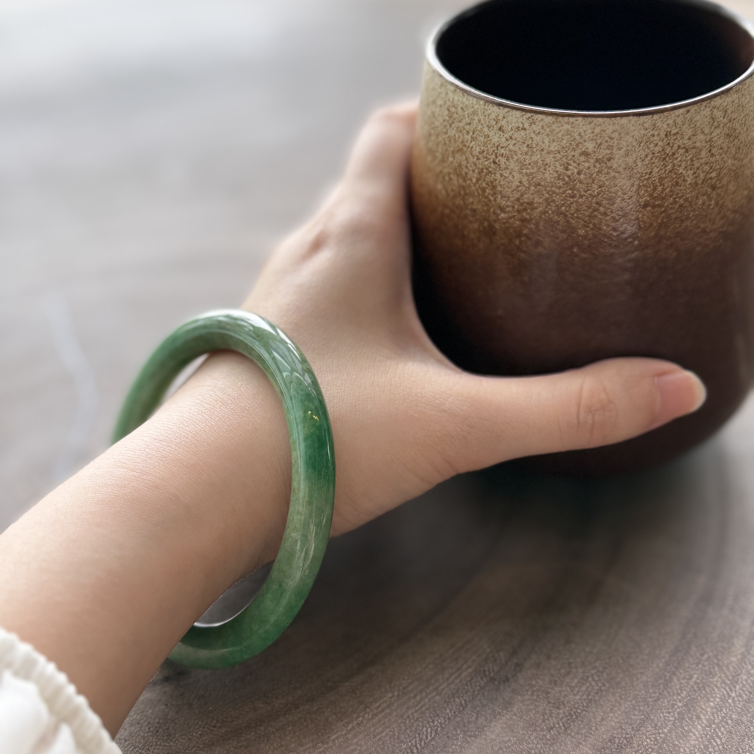 Green Jadeite Bangle (PJA00840)