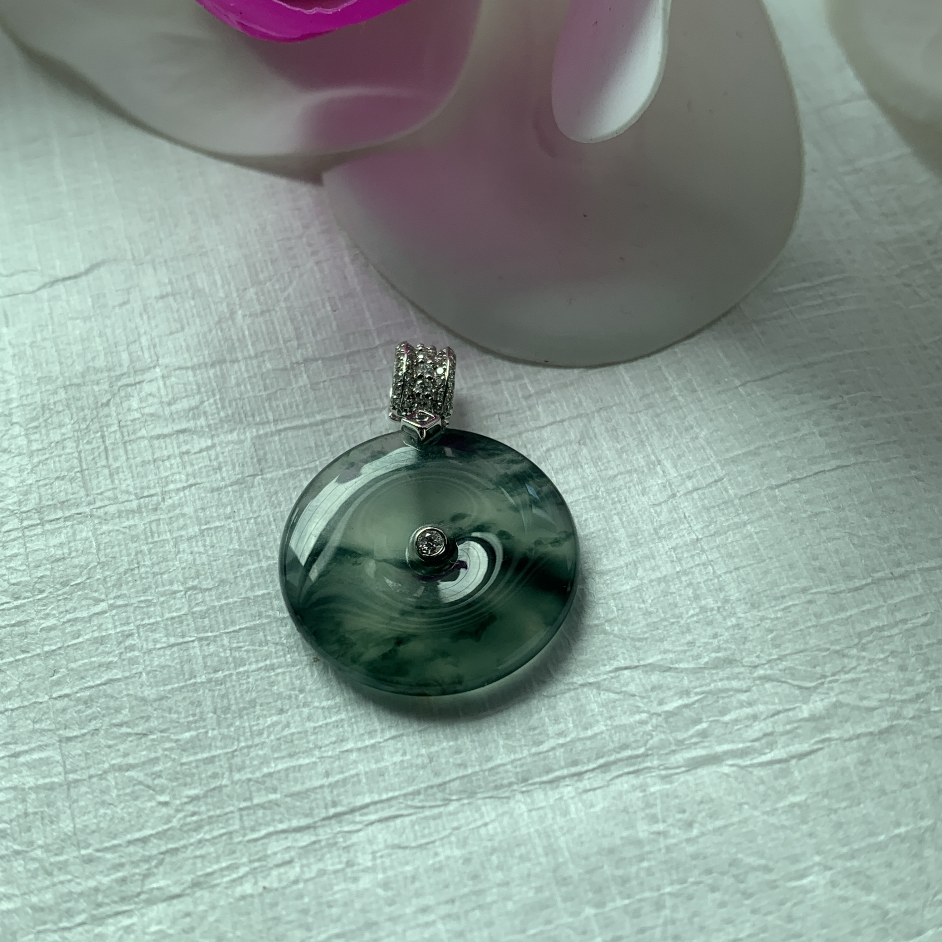 Jadeite Safety Coin Pendant (PJA00601)