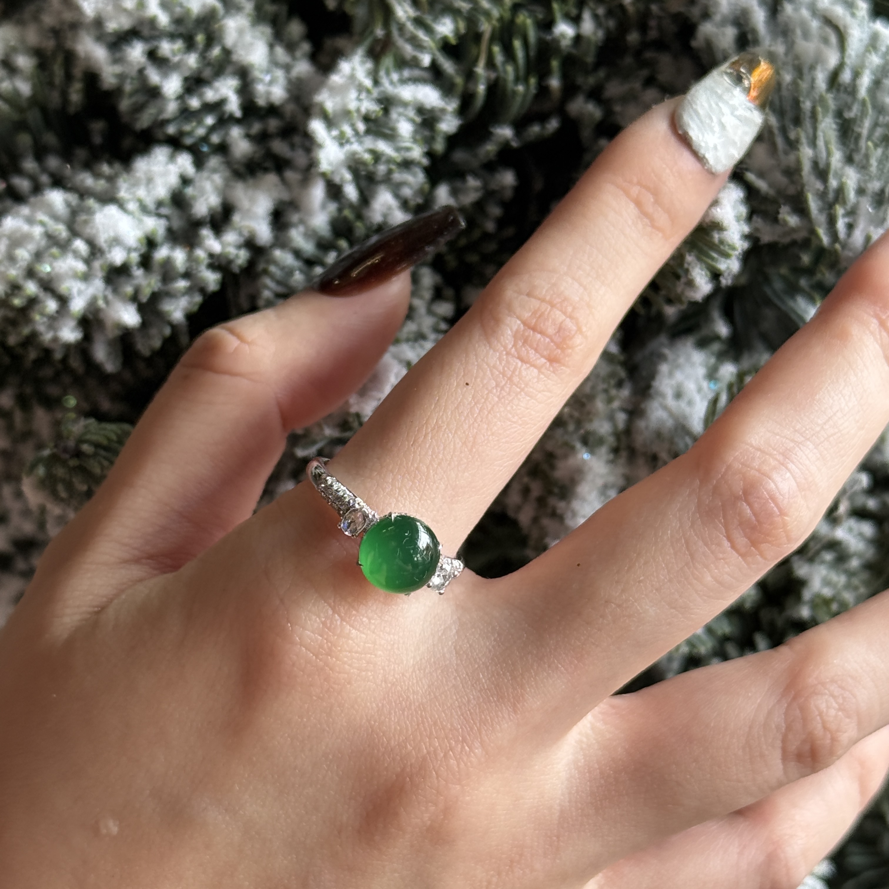 18k White Gold Green Jade Ring (PJA00641)