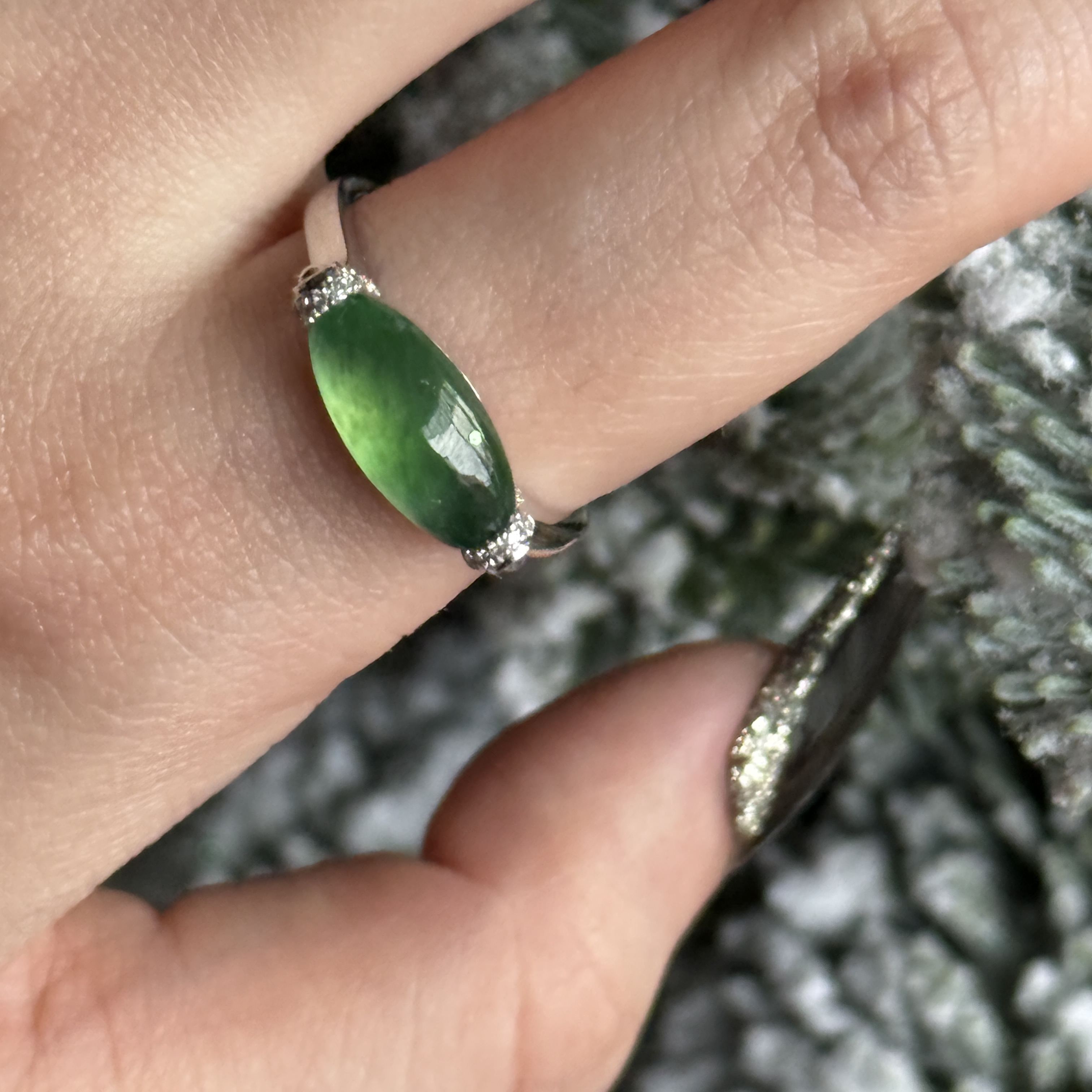 18K White Gold Green Jade Ring (PJA00754)
