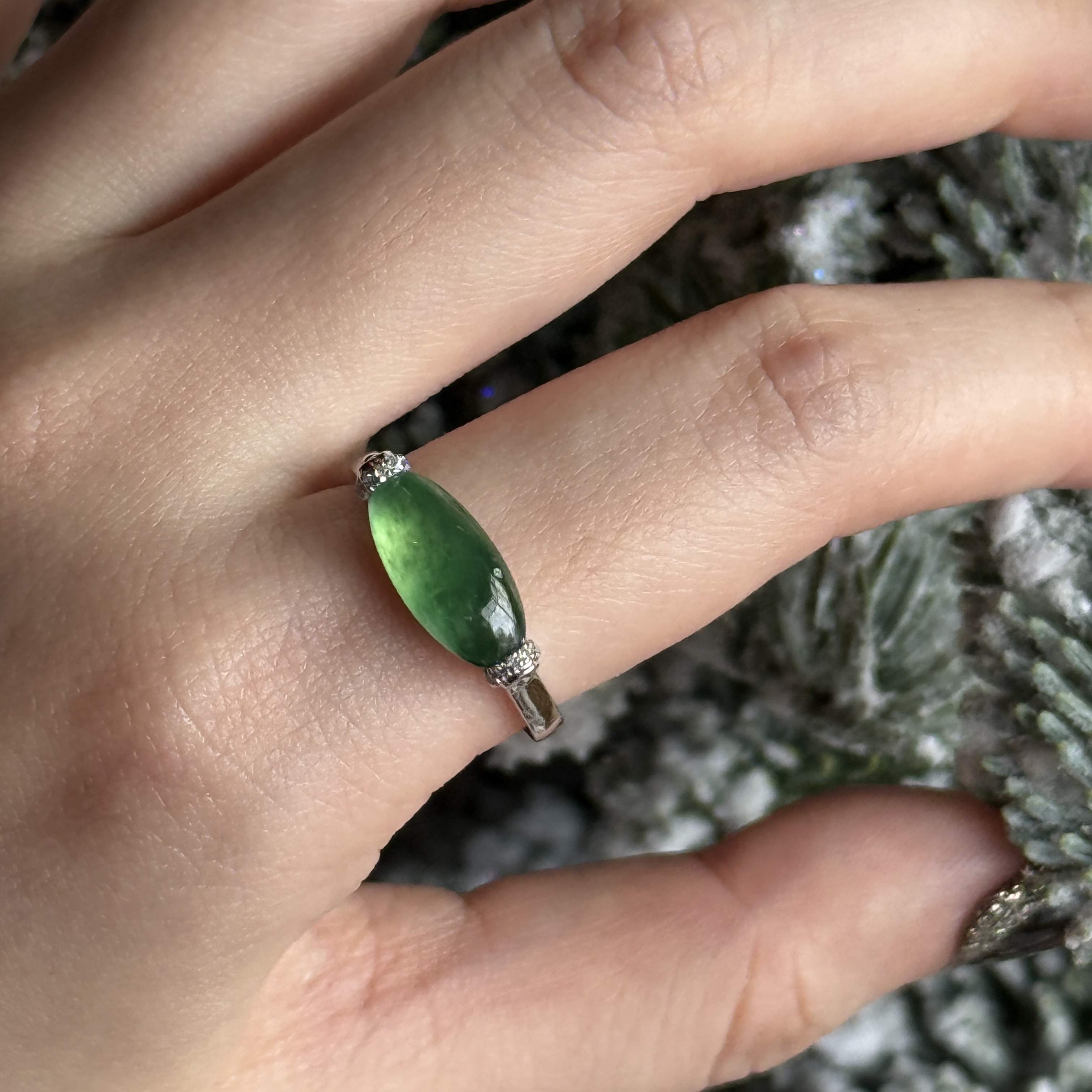 18K White Gold Green Jade Ring (PJA00754)