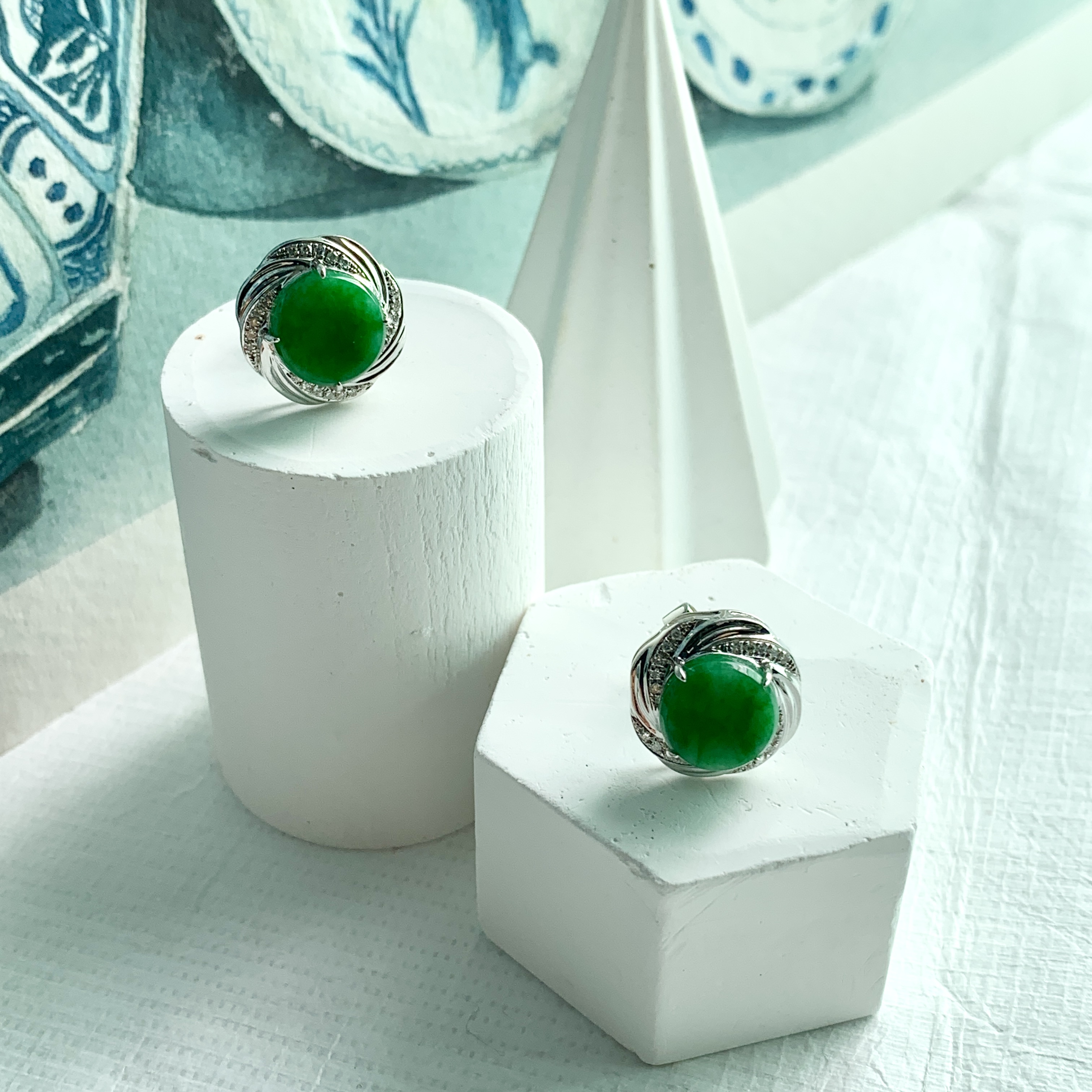 Green Round Jade Earrings (PJA00634)