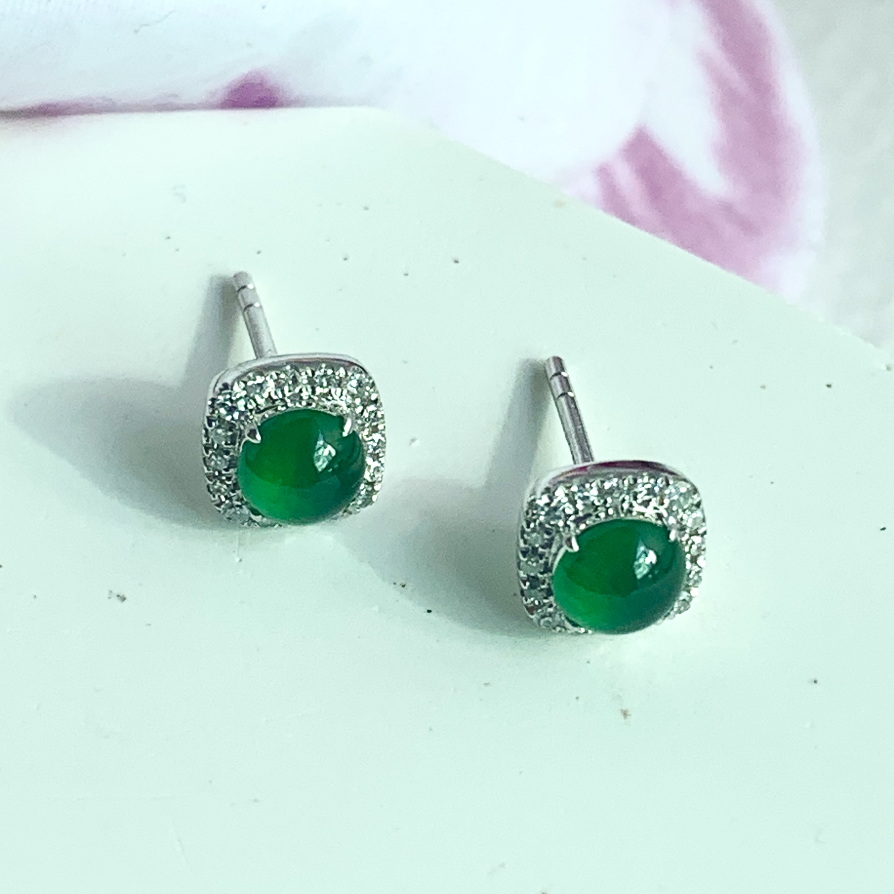 18K White Gold Green Jade Earrings (PJA00632A)