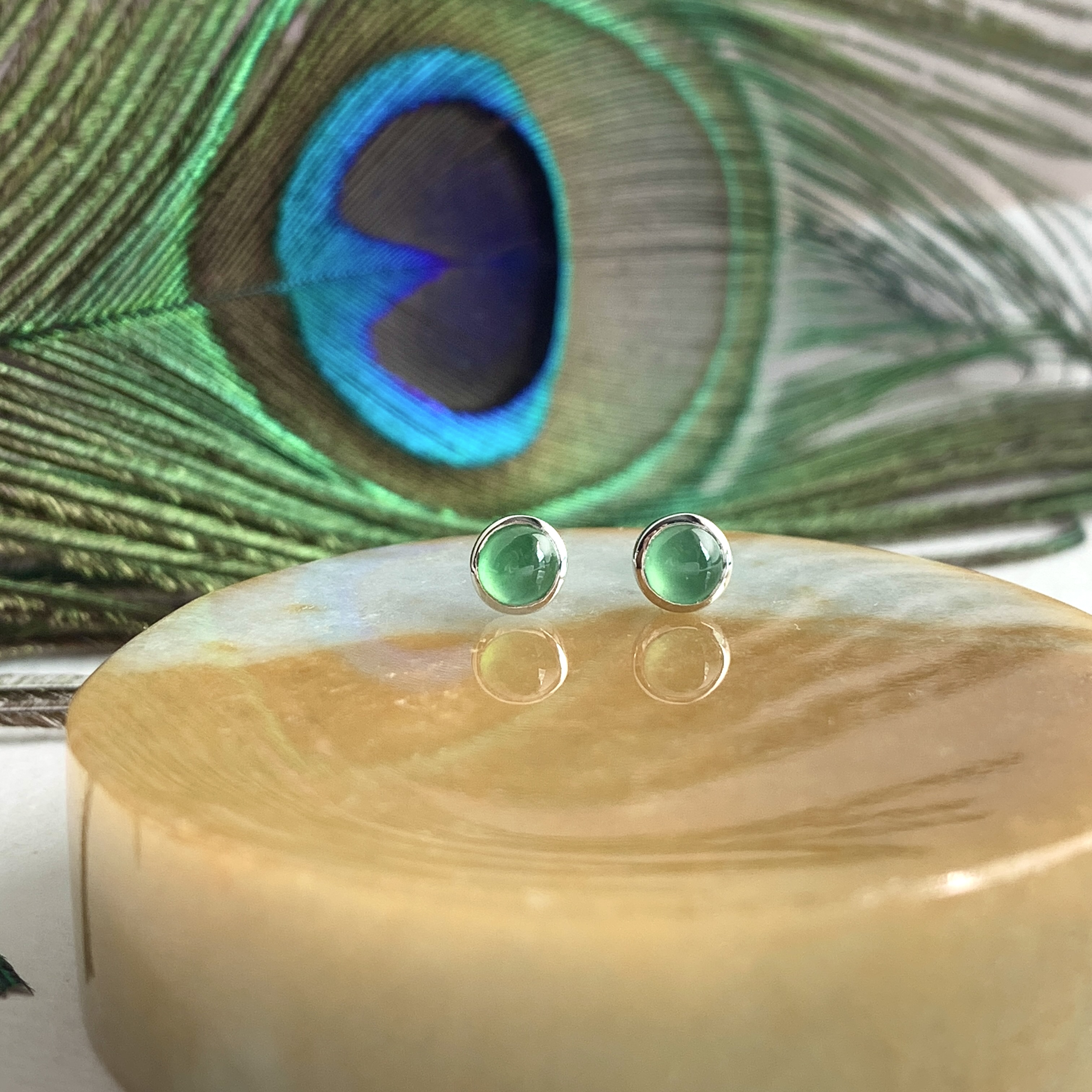 18K White Gold Green Jade Earrings (PJA00626)