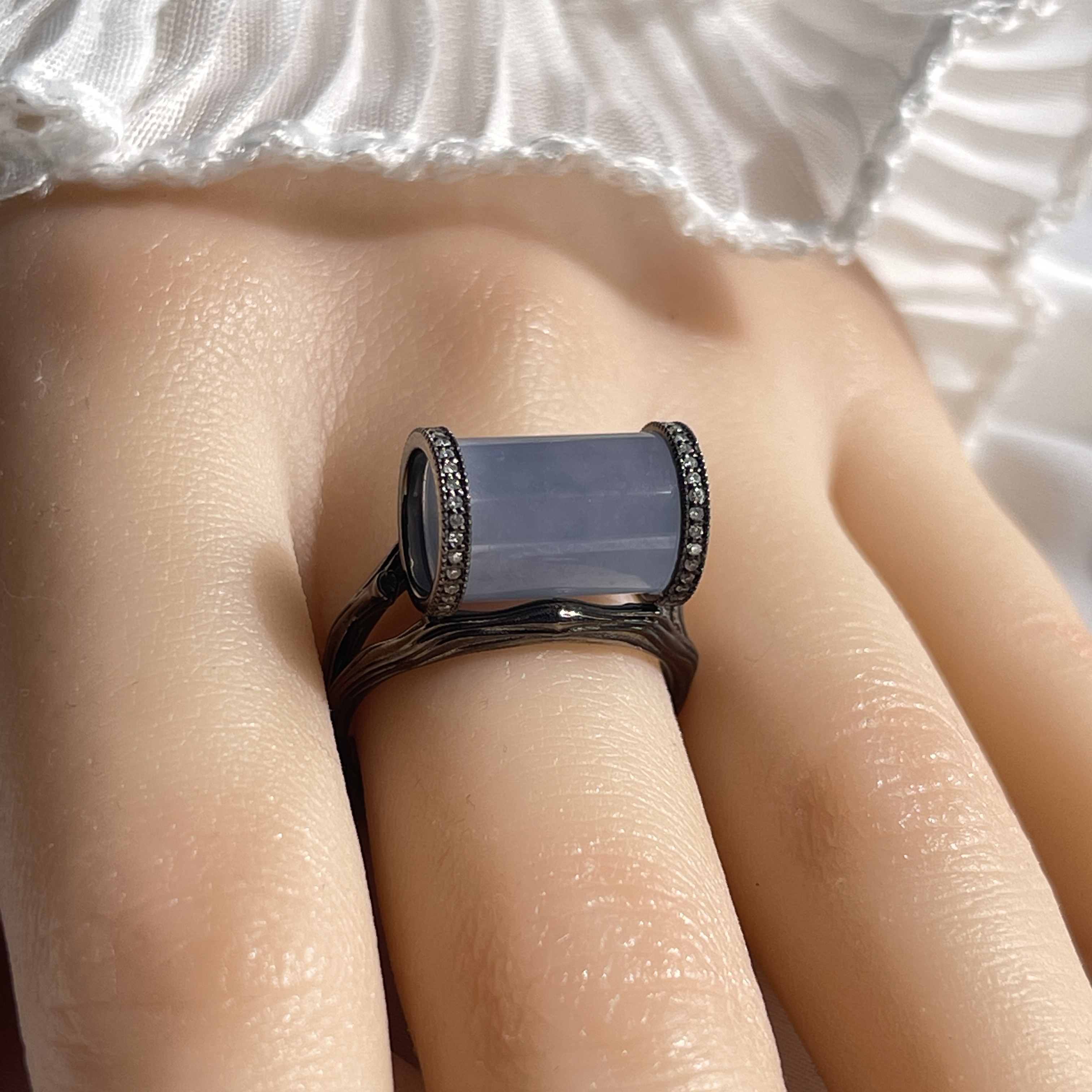 18K Black Gold Lavender Ring (PJA00333)