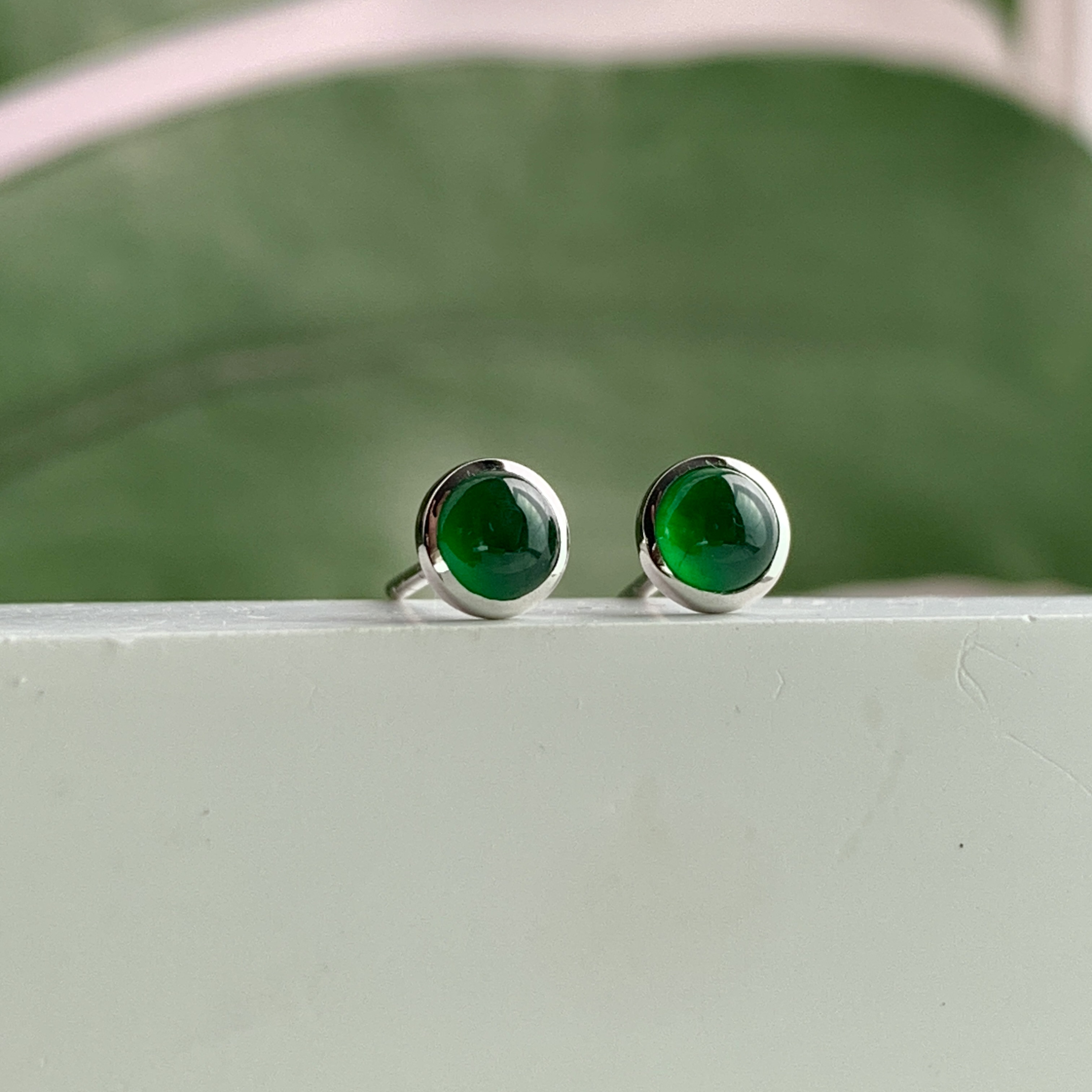18K White Gold Green Jade Earrings (PJA00632B)