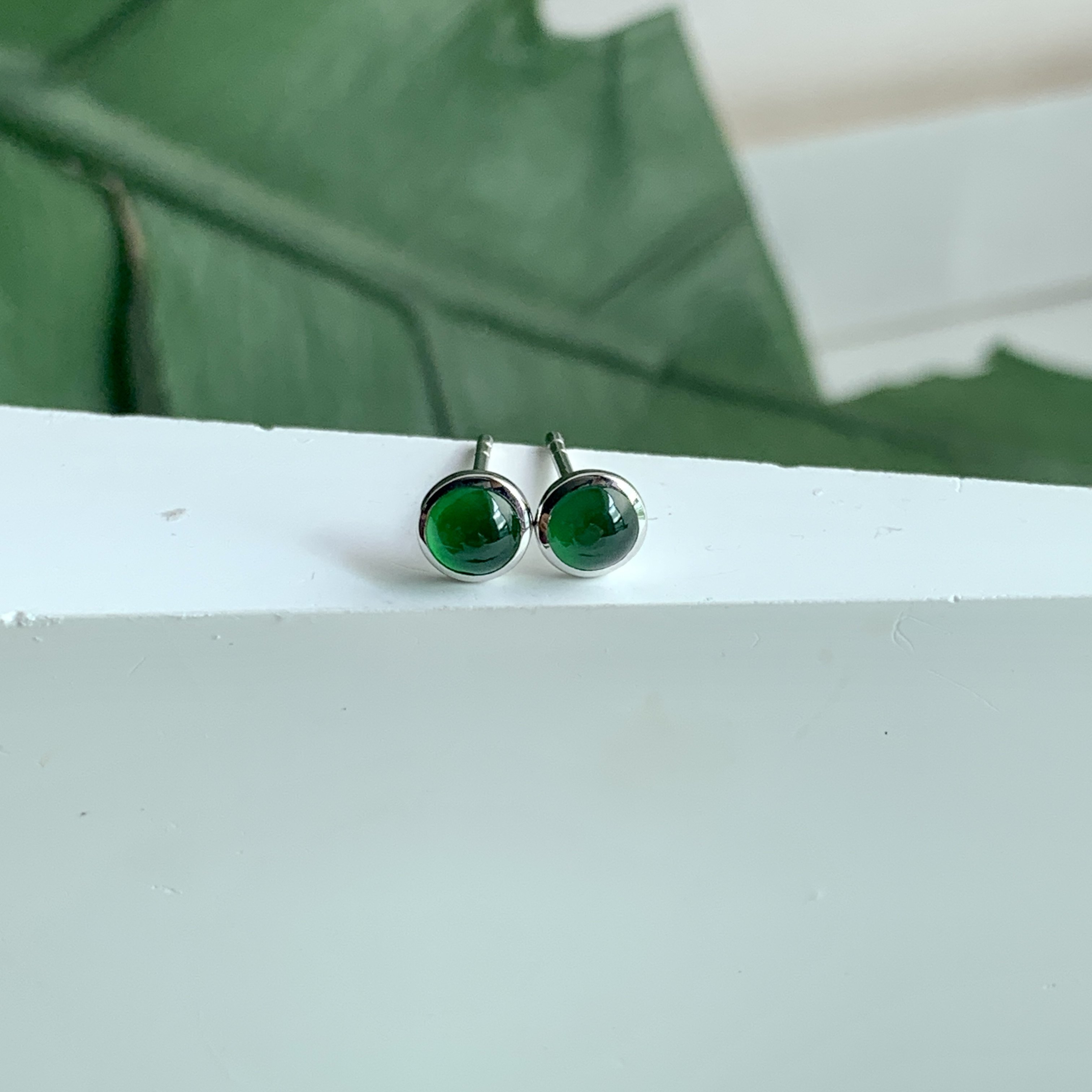 18K White Gold Green Jade Earrings (PJA00632B)