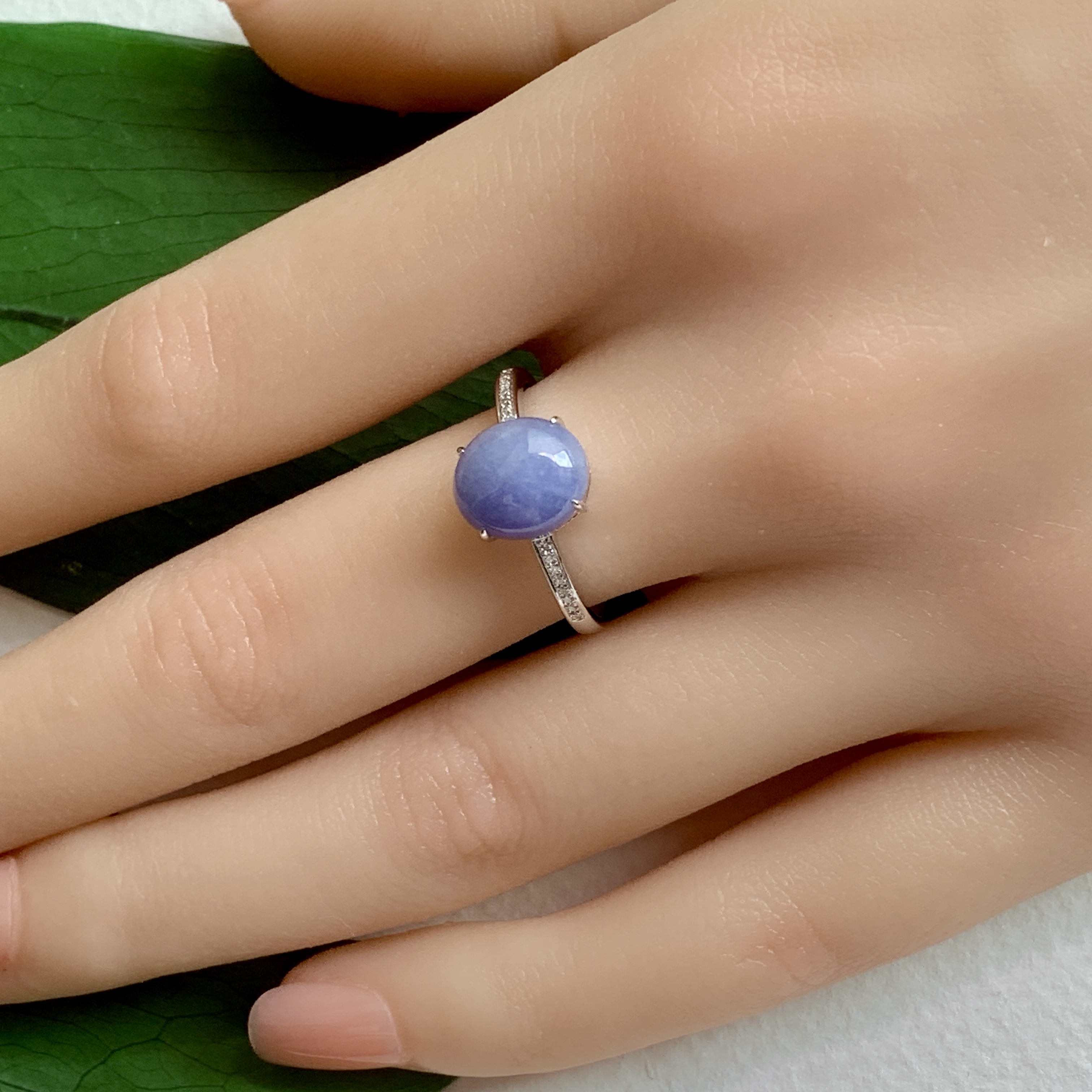 18K White Gold Lavender Jade Ring (PJA00622)