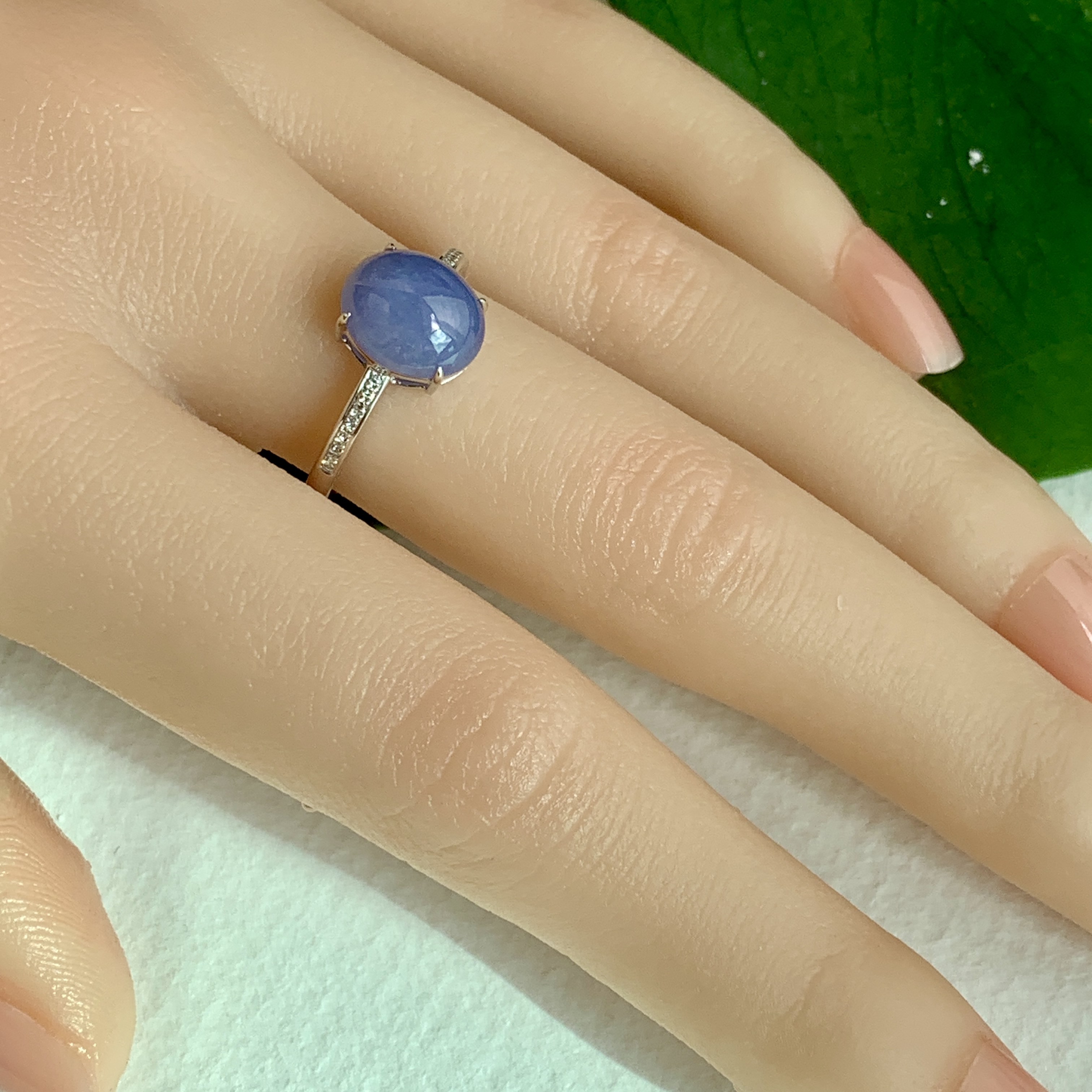 18K White Gold Lavender Jade Ring (PJA00622)