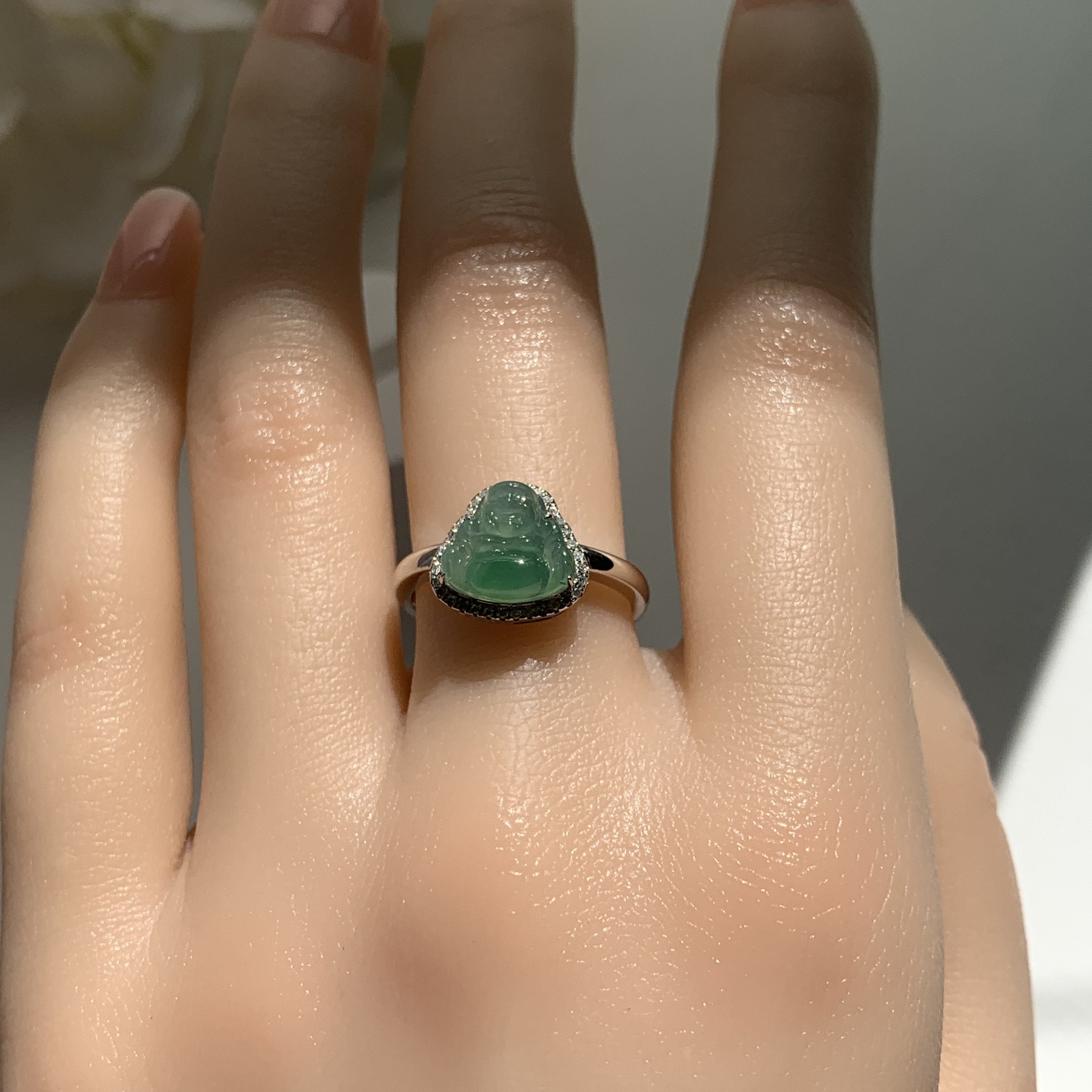 18K White Gold Green Laughing Buddha Jade Ring (PJA00581A)