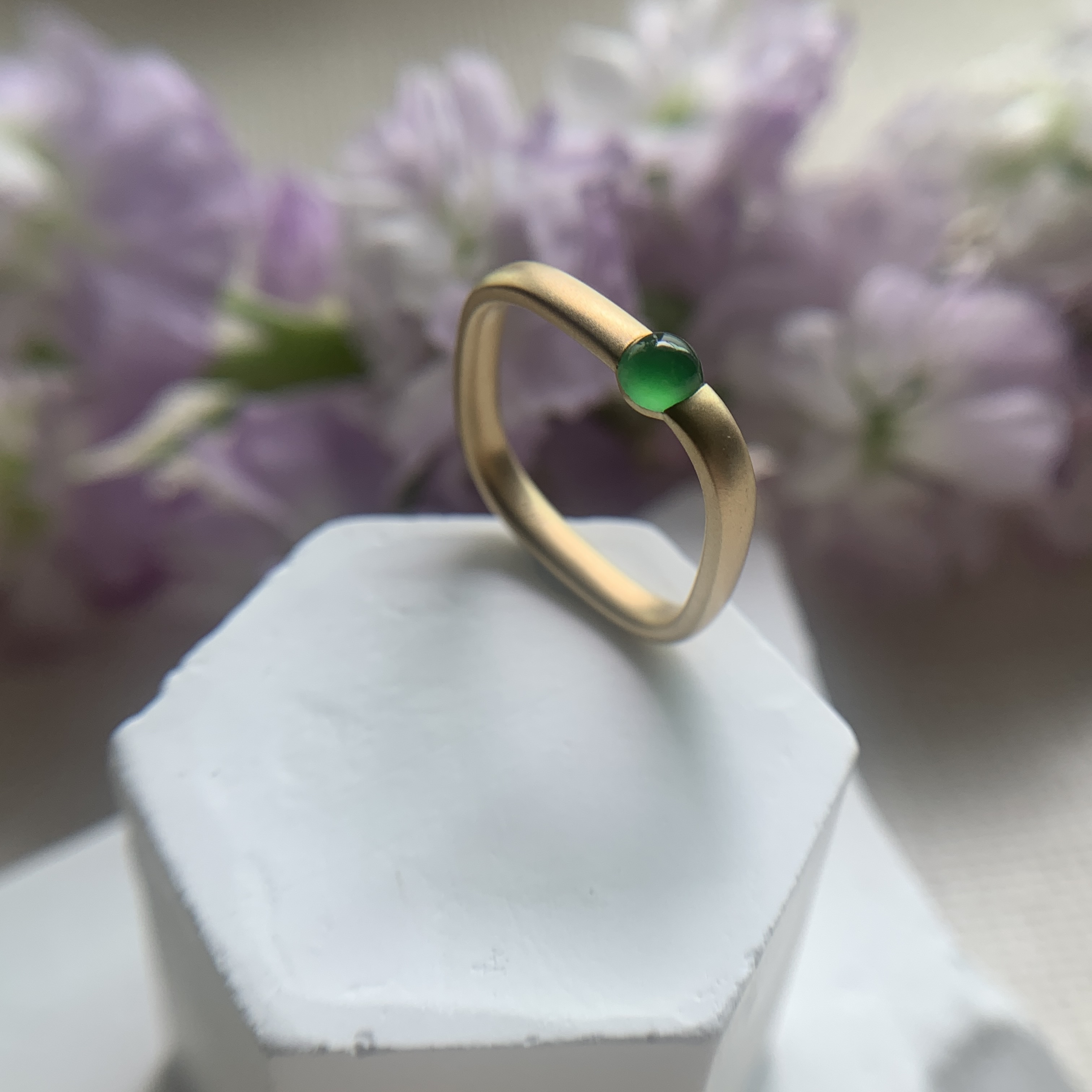 18K White Gold Green Jade Ring (PJA00642A)