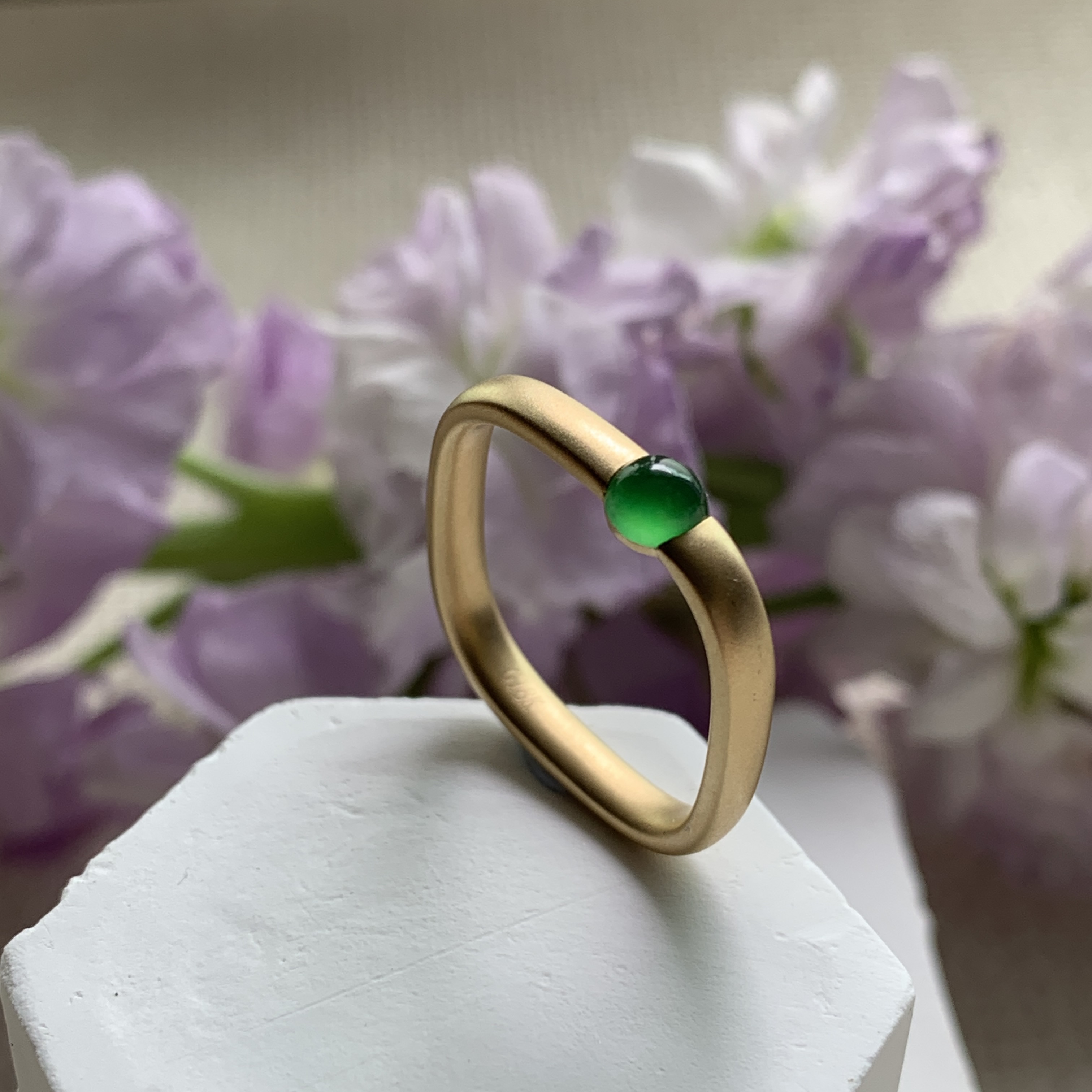 18K White Gold Green Jade Ring (PJA00642A)