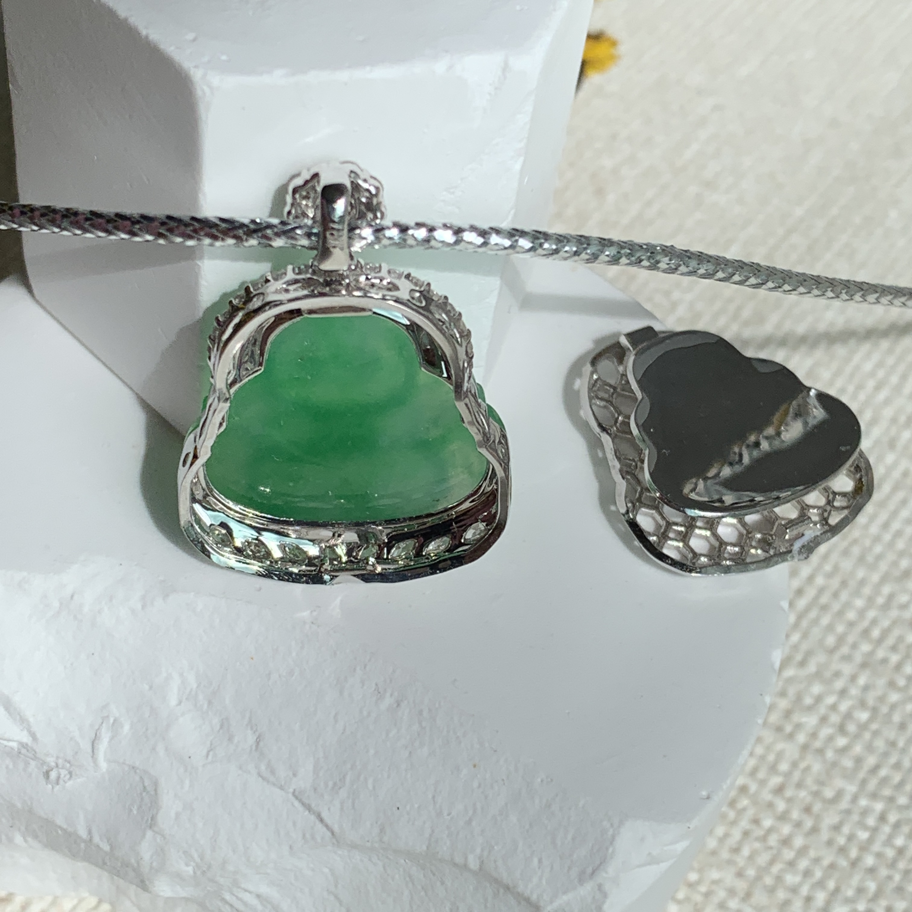 Green Jade Laughing Buddha 笑佛 Pendant (PJA00551)