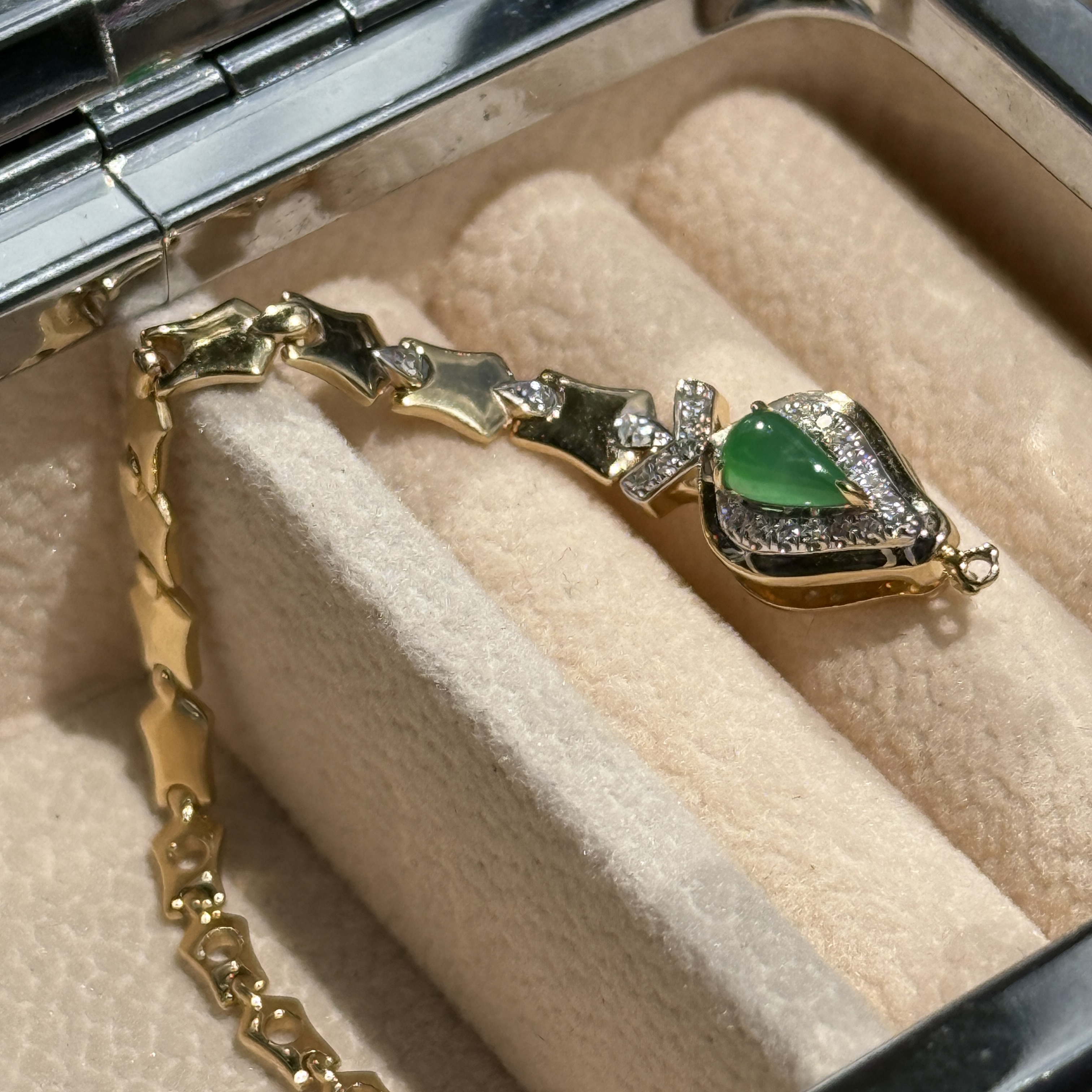 18k Yellow Gold Green Jade Serpent Ring (PJA01095)