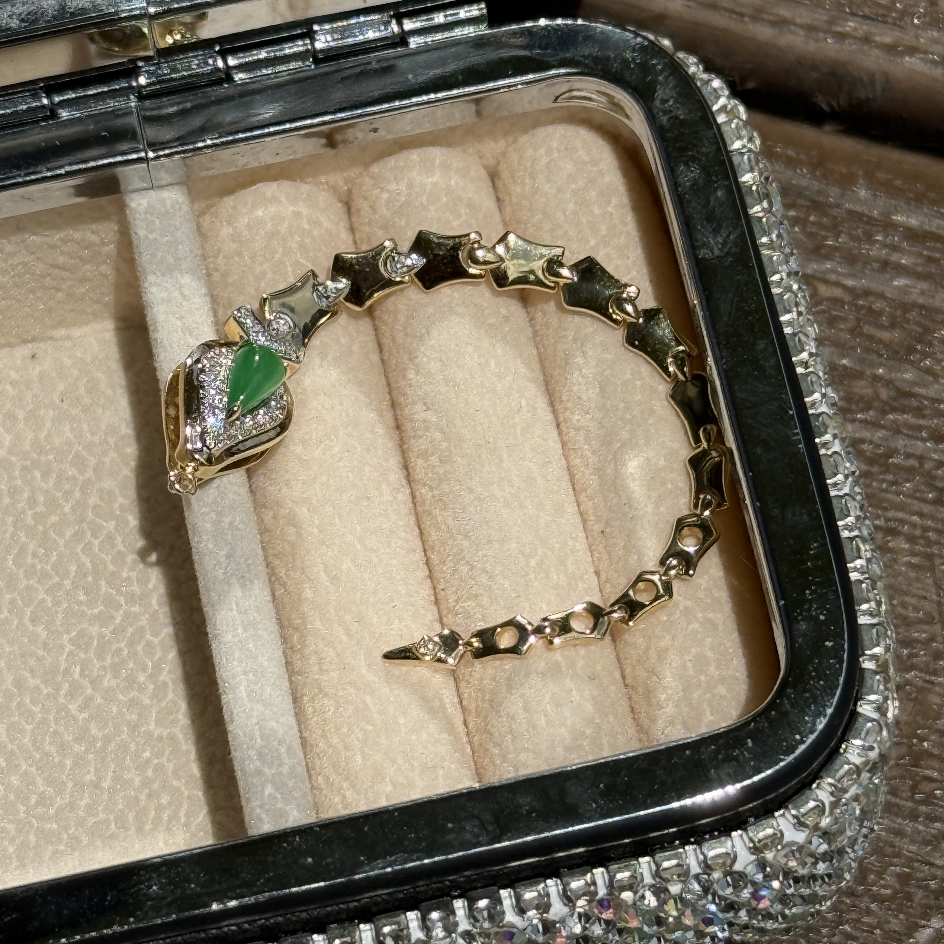 18k Yellow Gold Green Jade Serpent Ring (PJA01095)