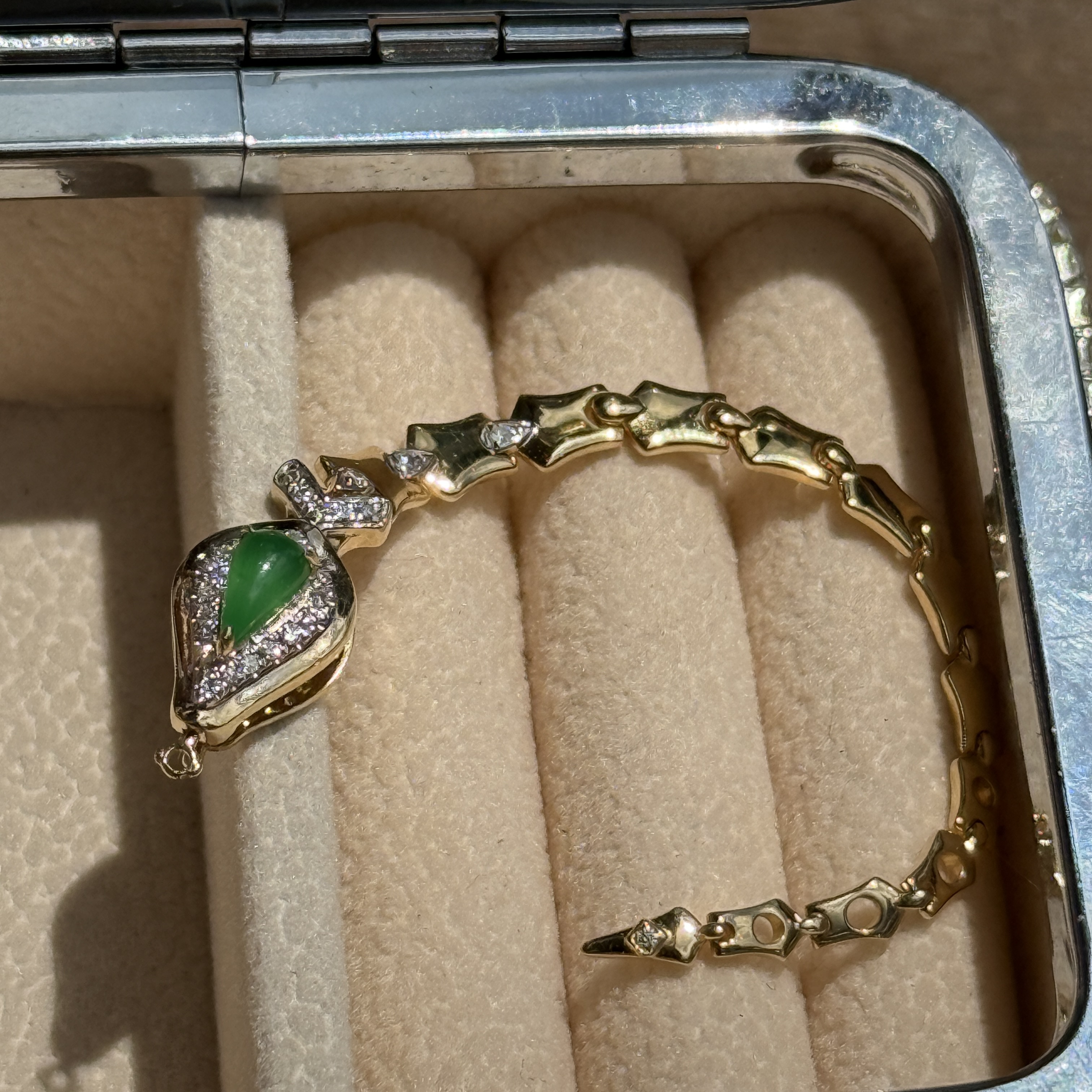 18k Yellow Gold Green Jade Serpent Ring (PJA01095)