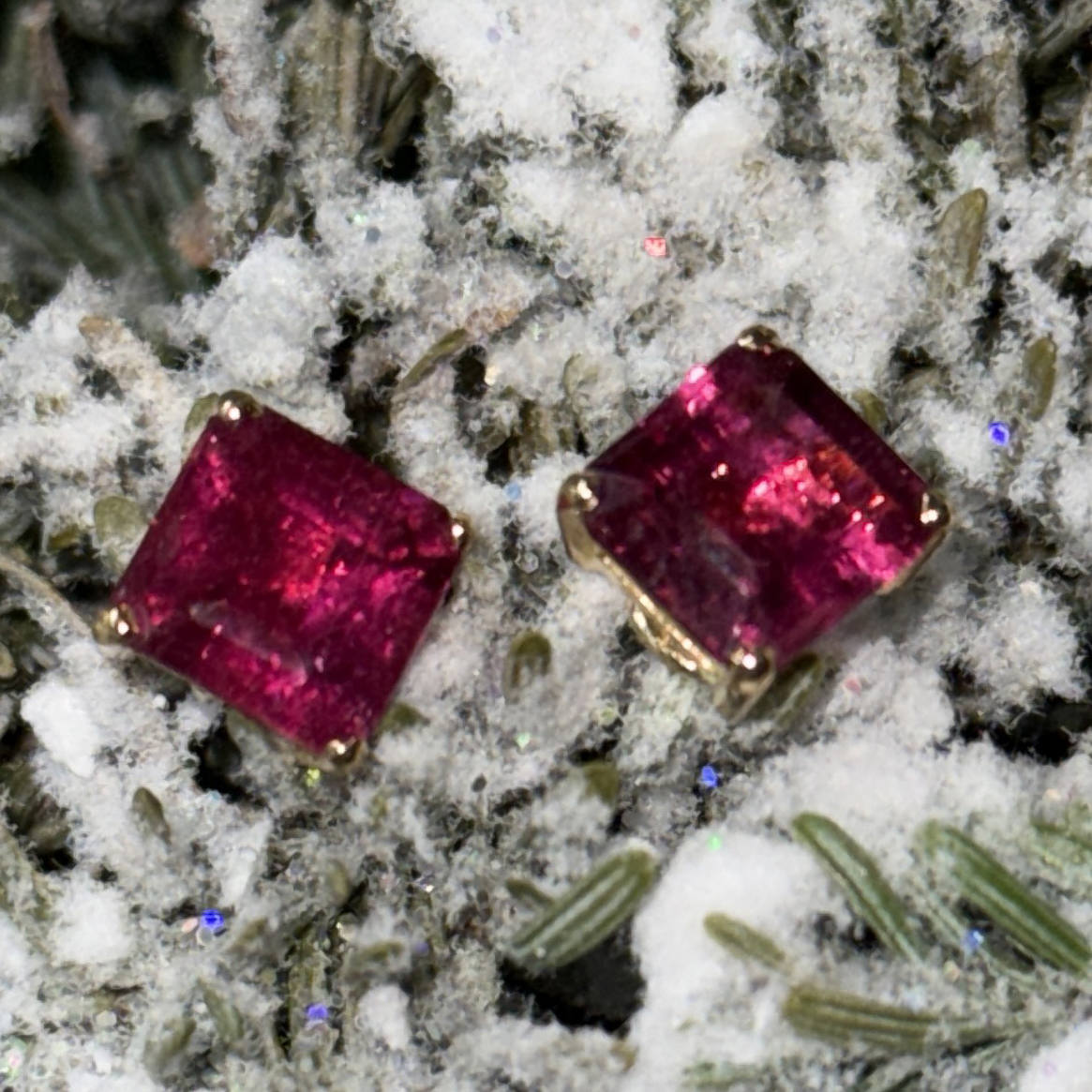 18K Yellow Gold Rubellite and Jade Ball Earrings (PDA00015)