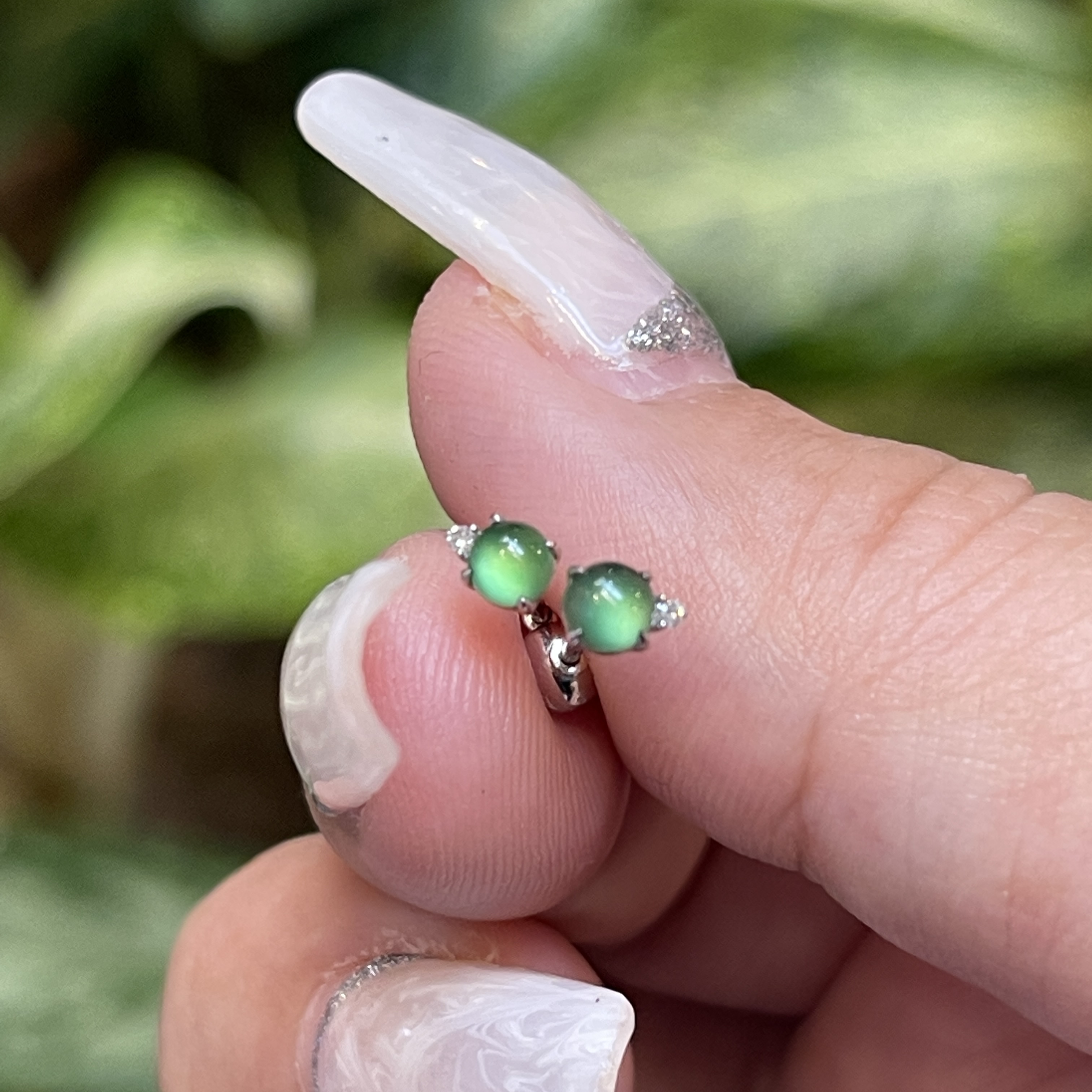 18k White Gold Green Jade Cabochons Earrings (PJA00356)