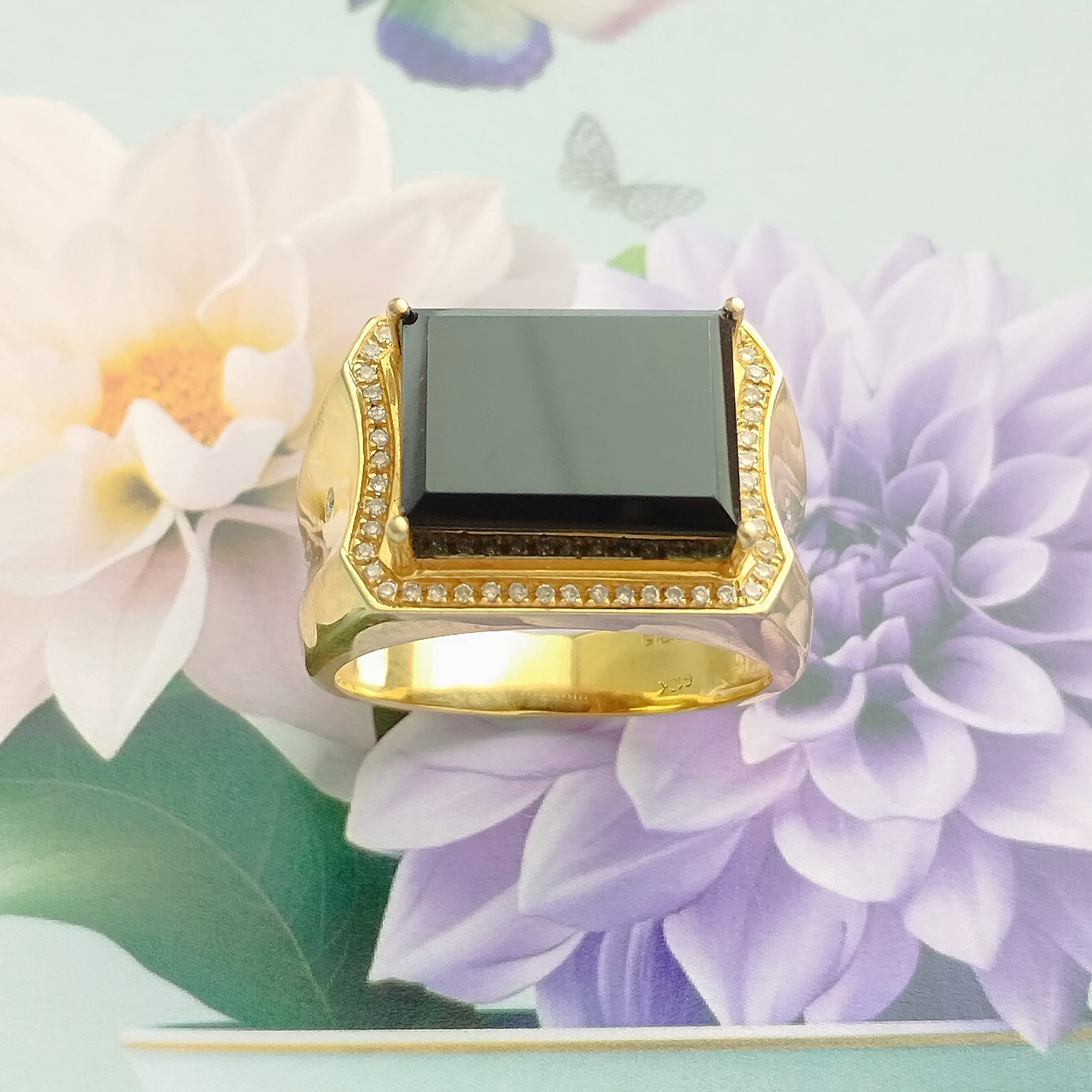 18k Yellow Gold Omphacite Jade Ring (PJA01054)