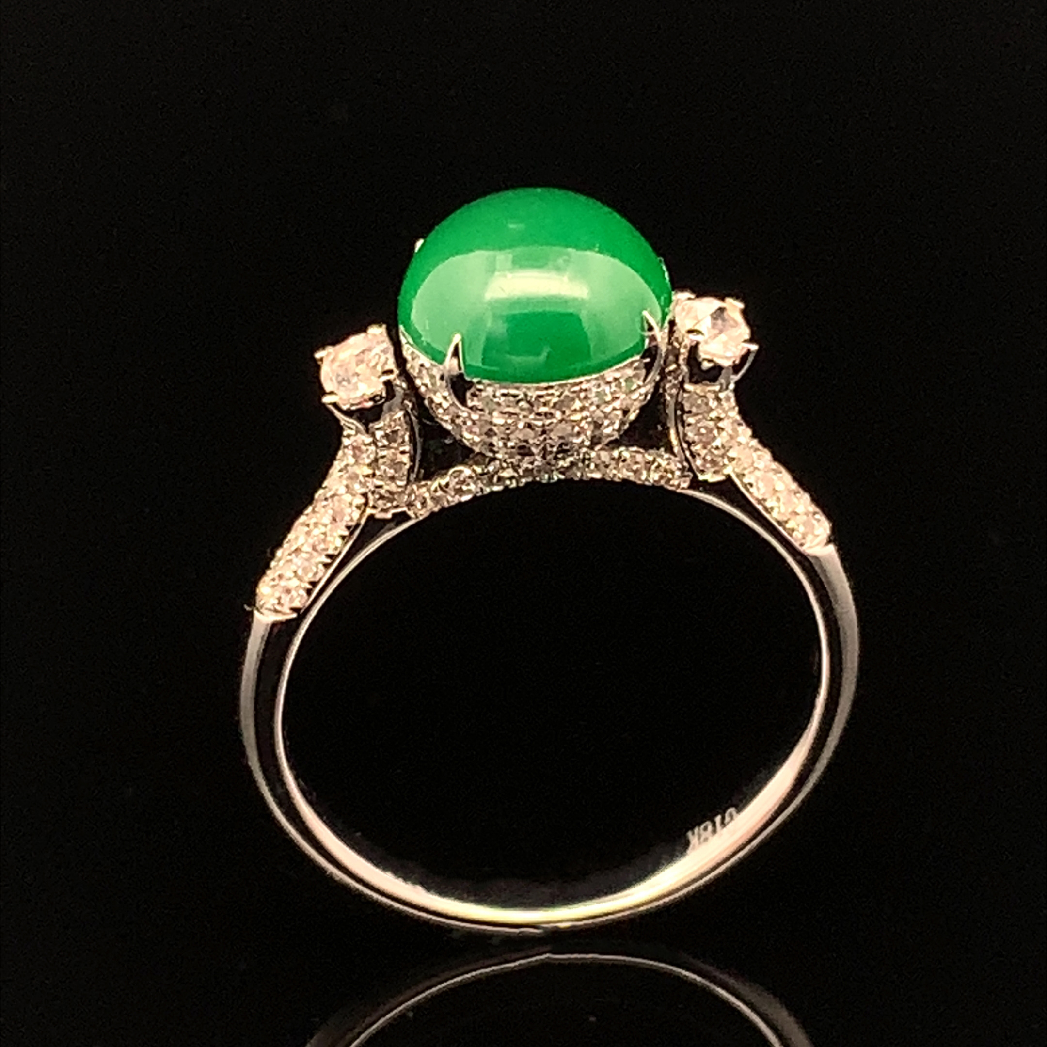 18k White Gold Green Jade Ring (PJA00641)