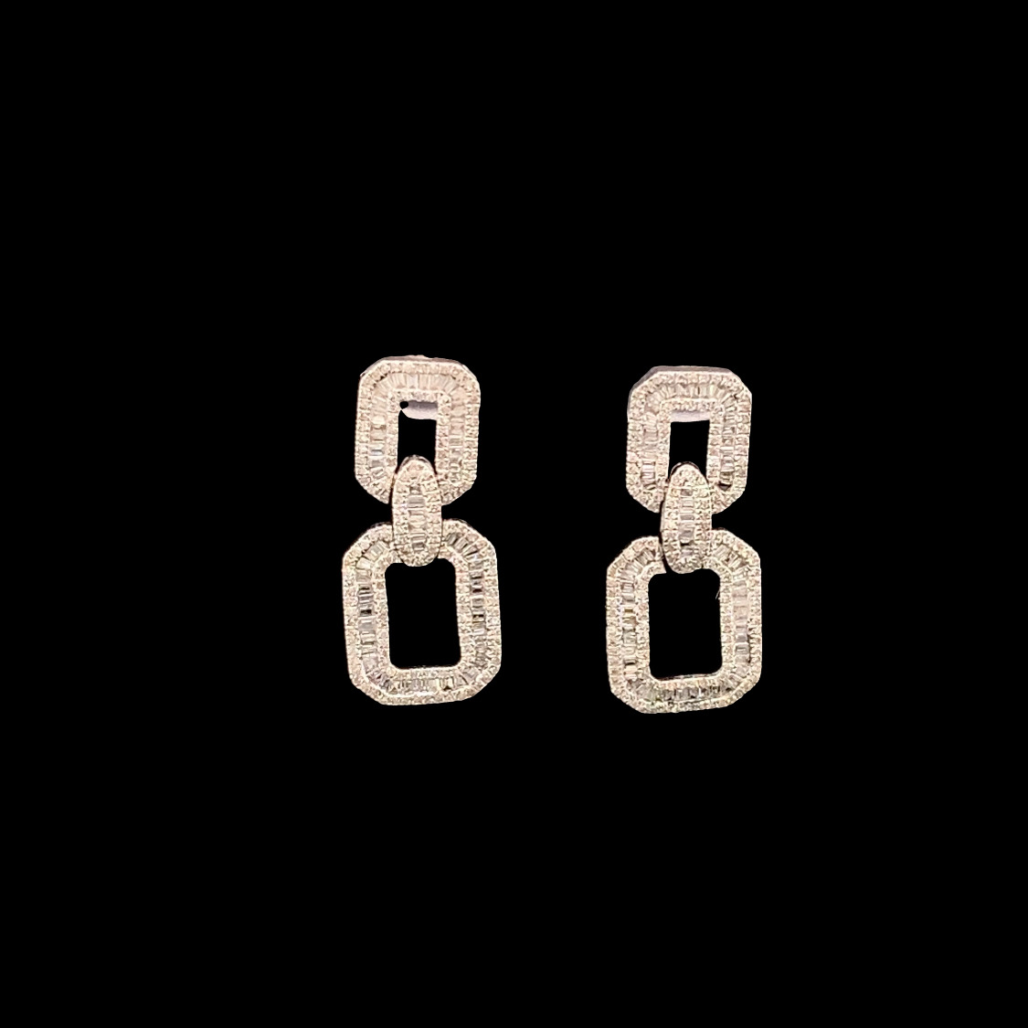 18K White Gold Diamond Earrings  (PDA00002)