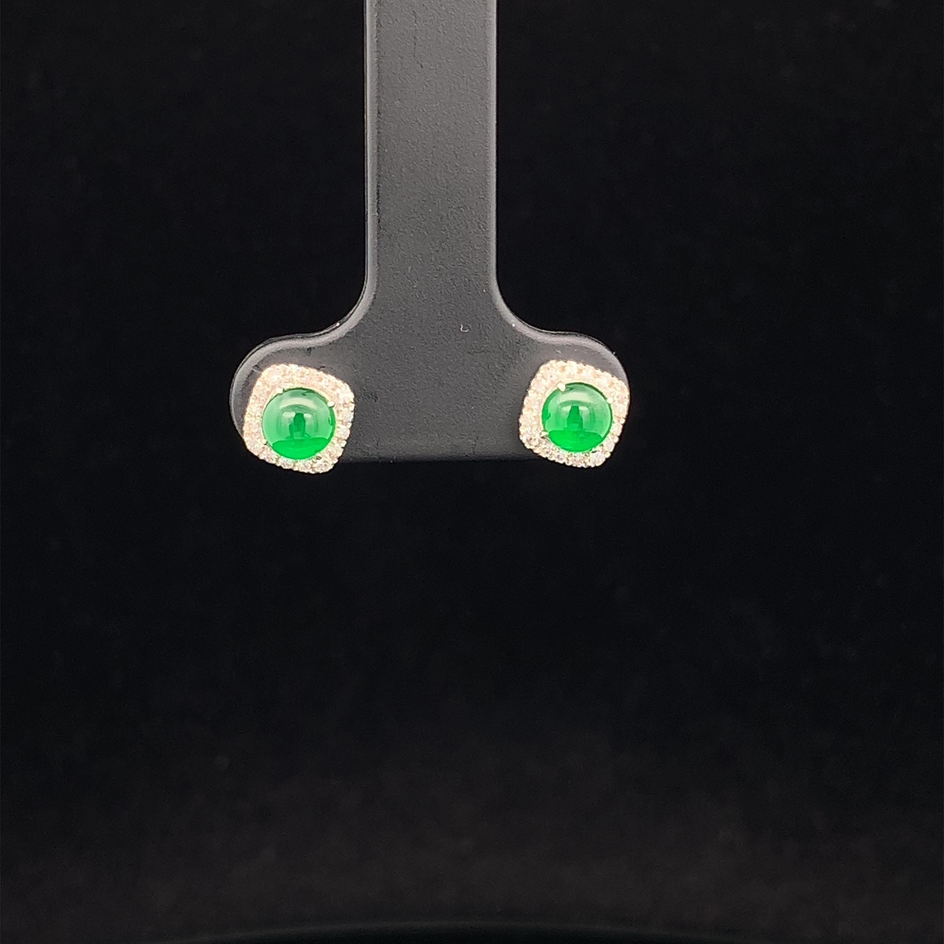 18K White Gold Green Jade Earrings (PJA00632A)