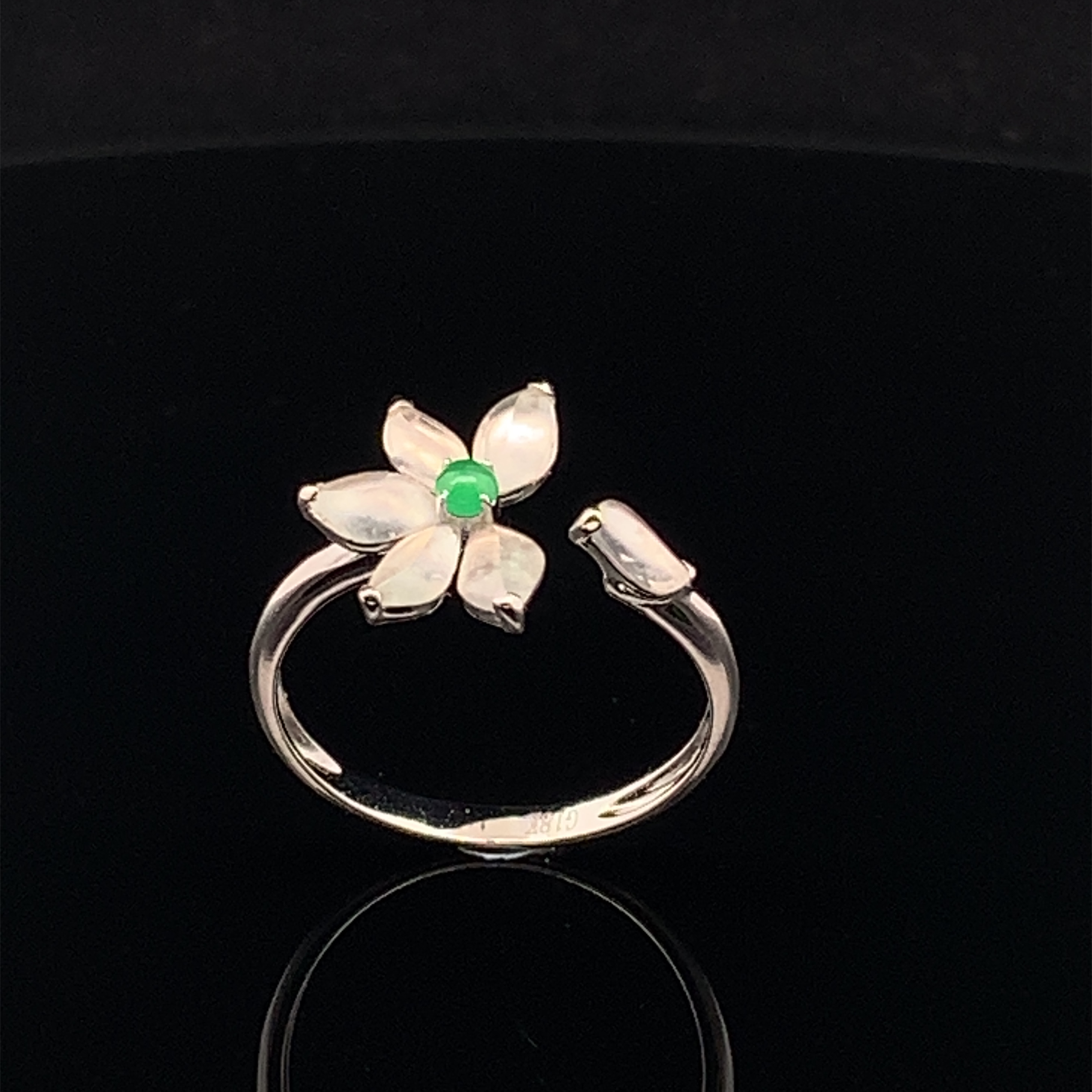 18K White Gold Flower Jade Ring (PJA00518B)