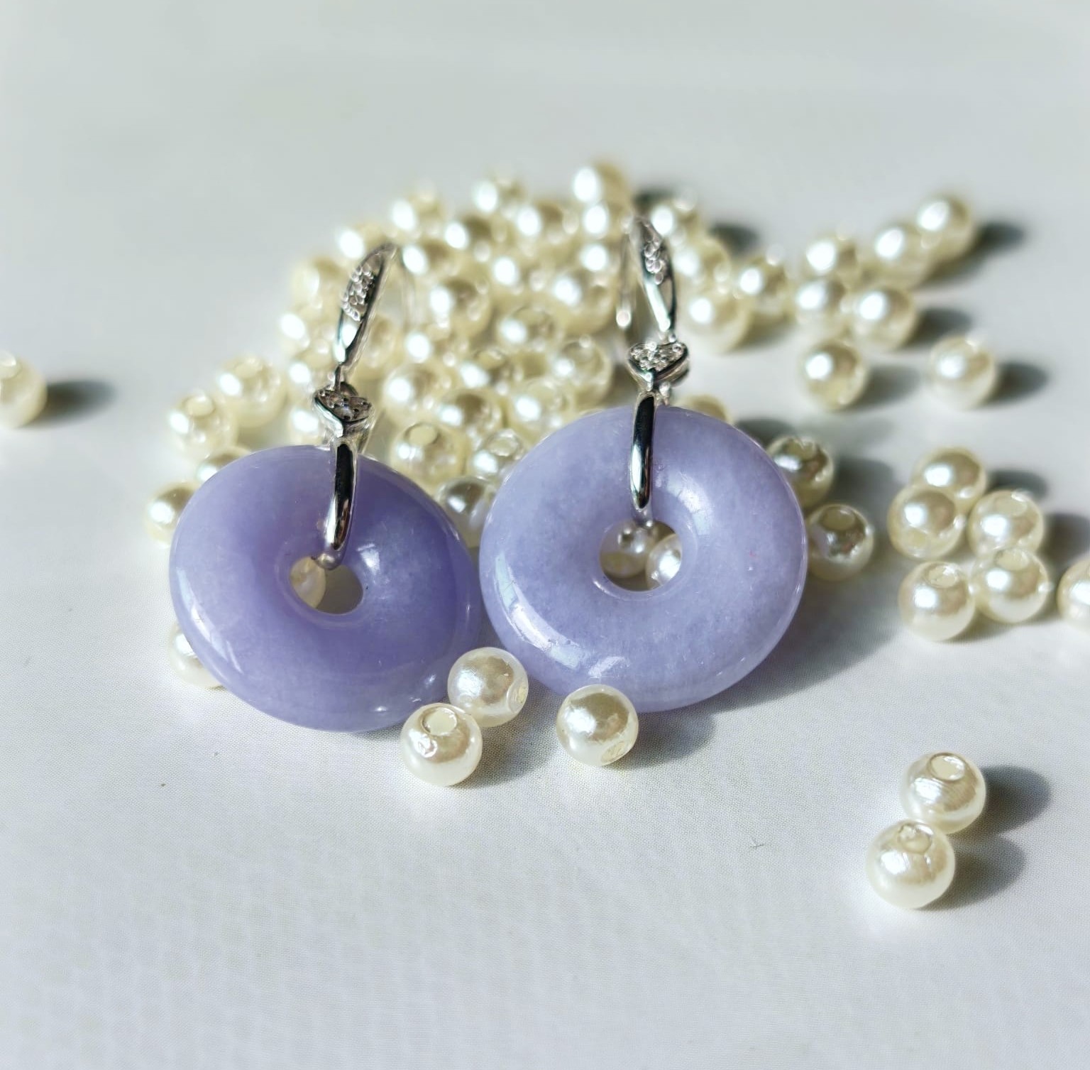 18K White Lavender Donuts Earrings (PJA00743)