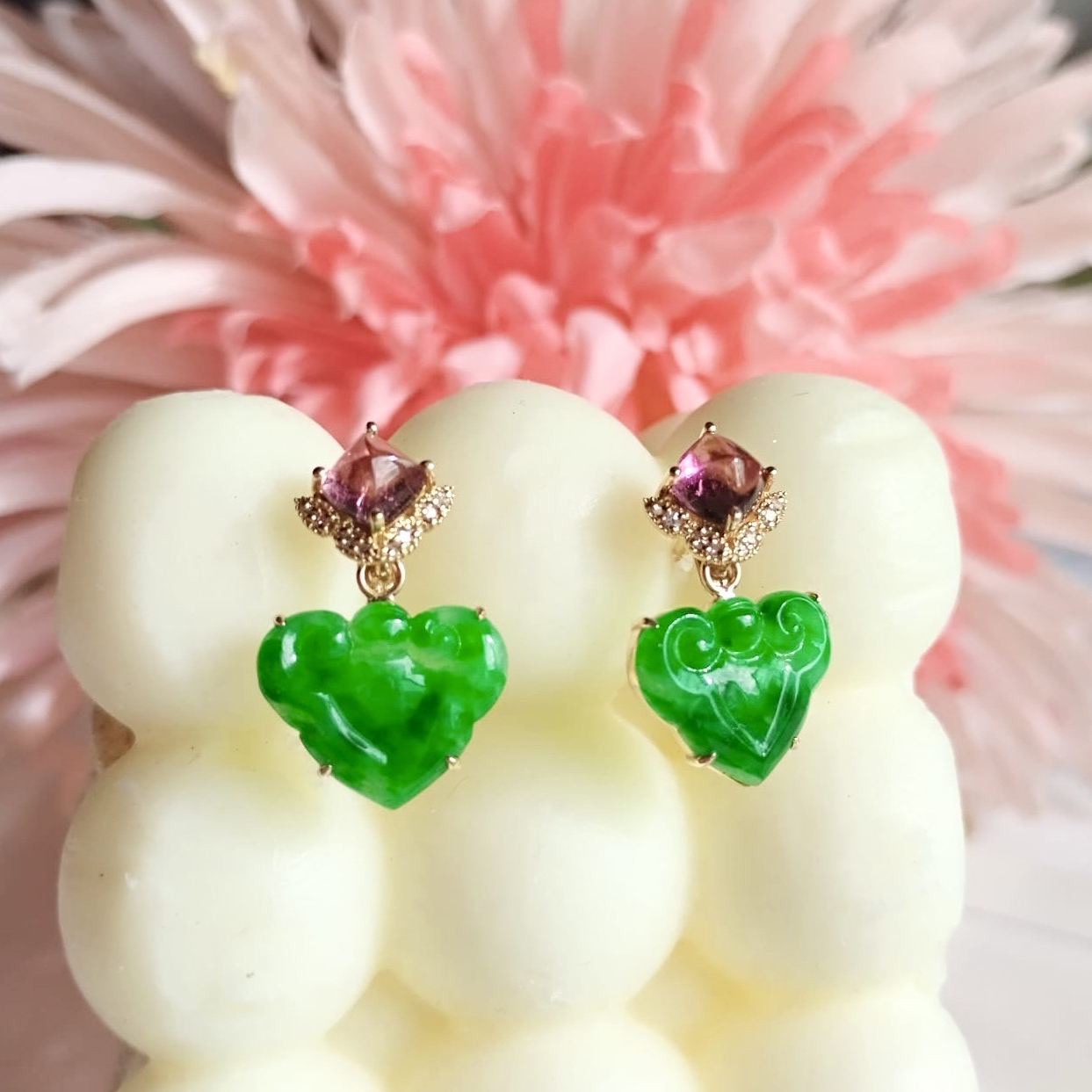 18K Yellow Gold Ruyi Jade & Tourmaline Earrings (PJA01053)