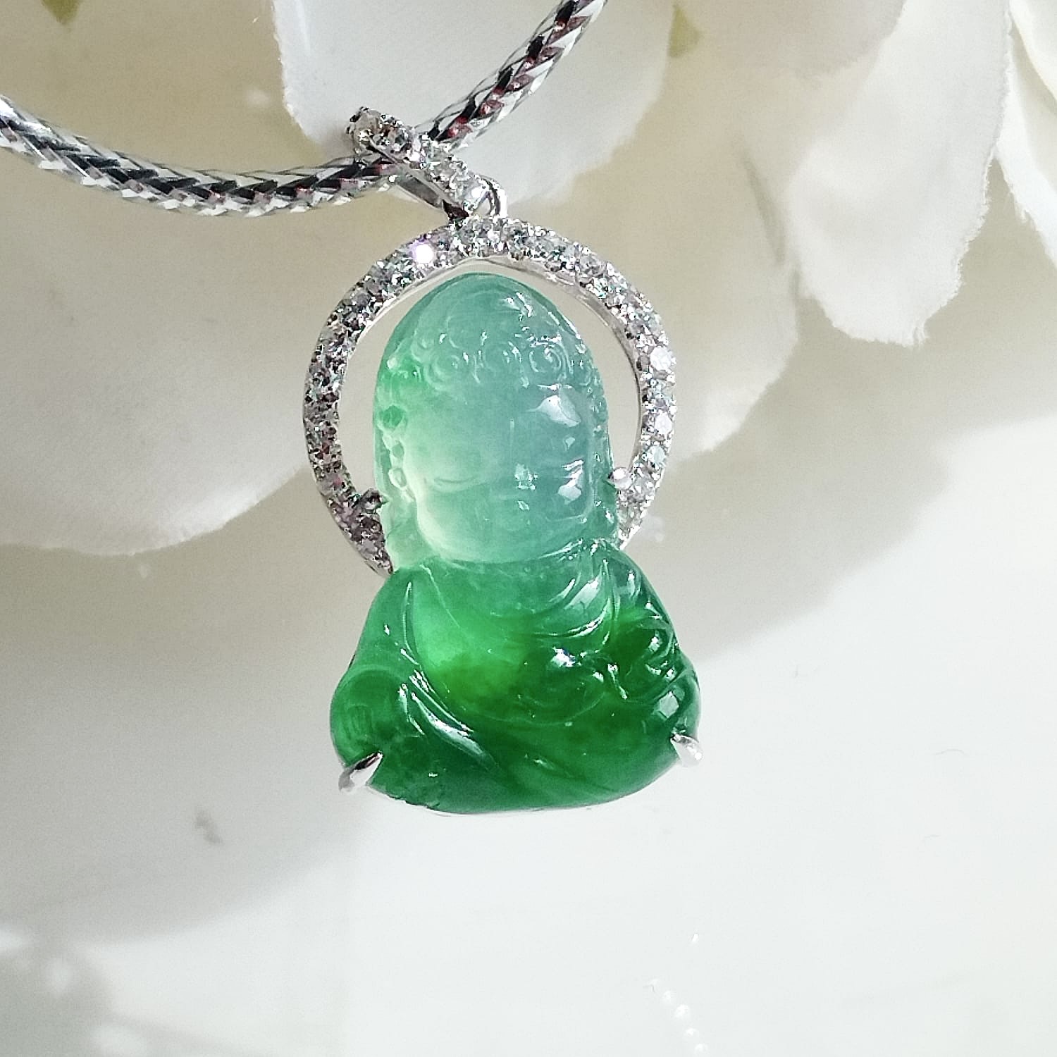 18K White Gold Icy Green Happy Baby Buddha Jade Pendant (PJA01094)