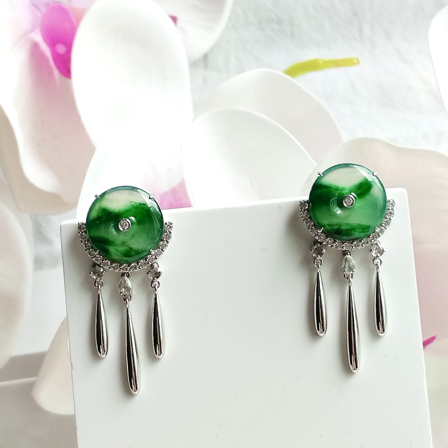 18K White Gold Green Mottled Safety Coin Earrings (PJA01071)