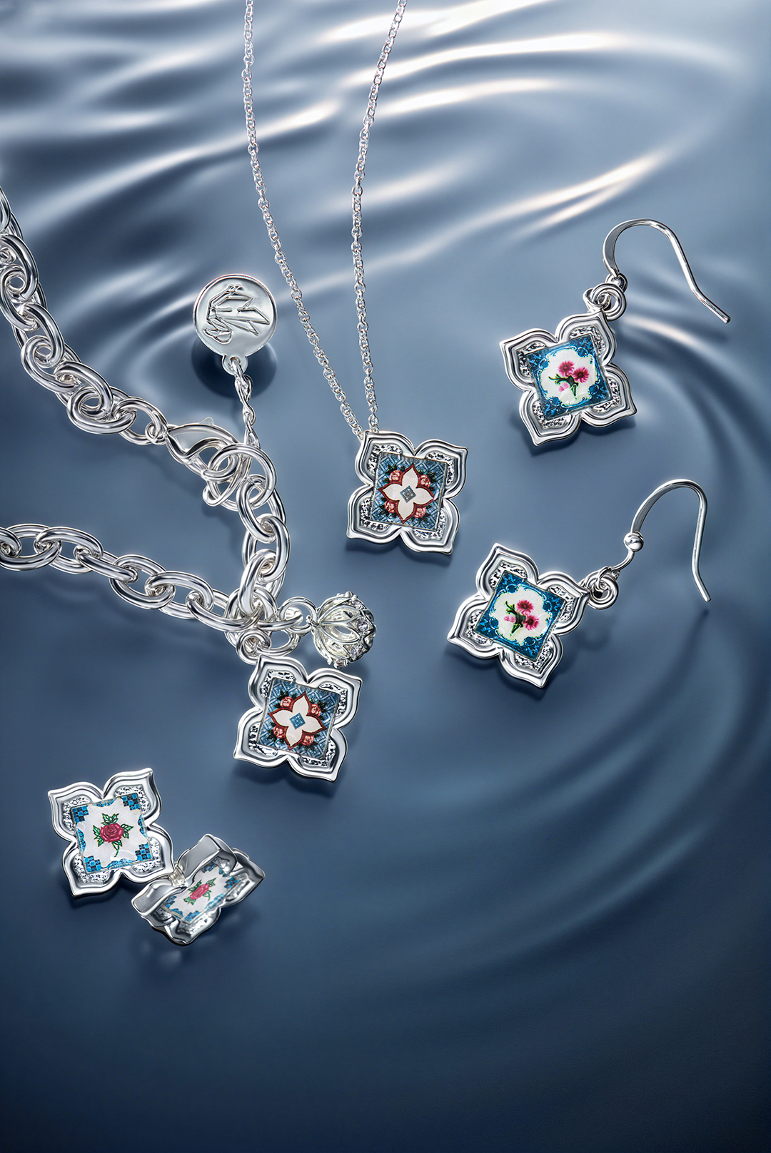 Peranakan Floral Bracelet- Silver Flora Rose