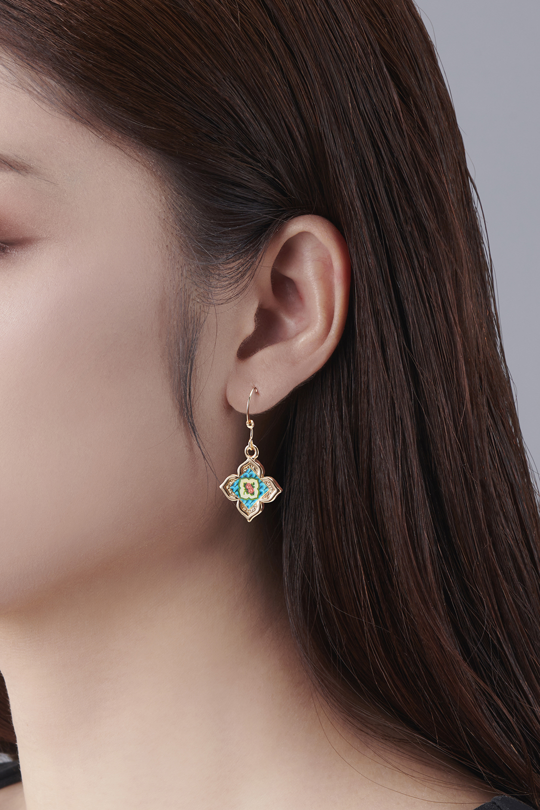 Peranakan Floral Drop - Blue