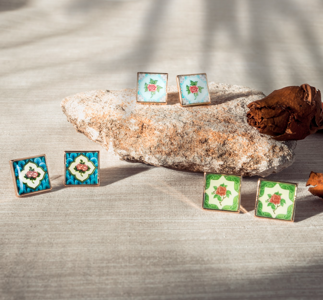 Peranakan Tile Stud - Turquoise