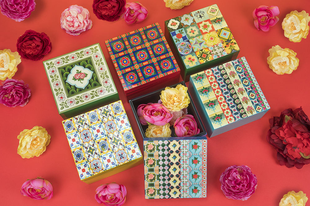 Peranakan Floral Trinket Box