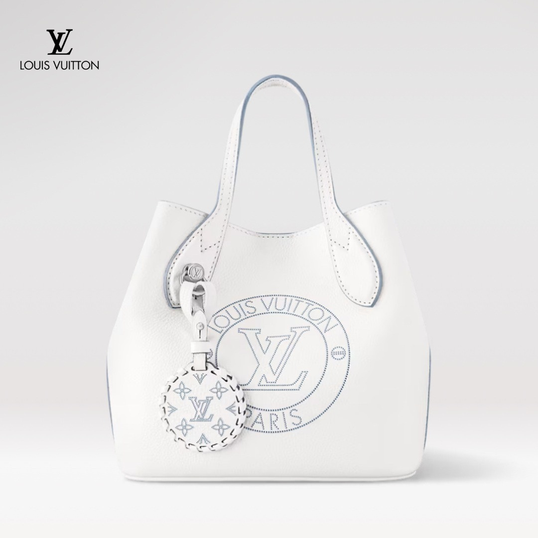 【爽やかブルーが綺麗♪】Louis Vuitton ブロッサム PM M11734  20*20*12.5  240915