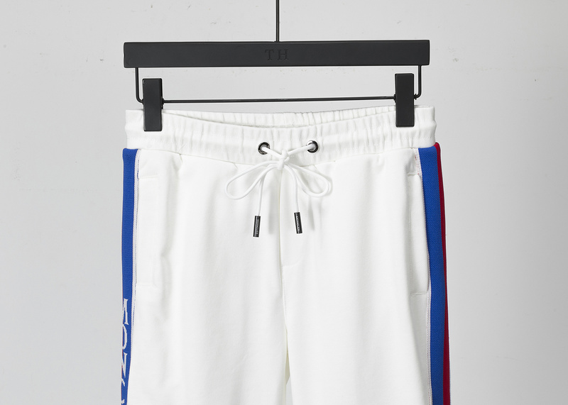 【2024】【MONCLER】モンクレール、【即日出荷】ご好評に付き再入荷！