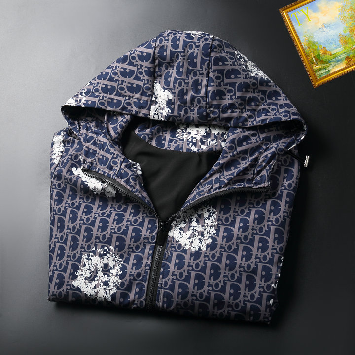 【DIOR 公式旗艦店】ディオール  ジャケット着好評に付き再入荷！