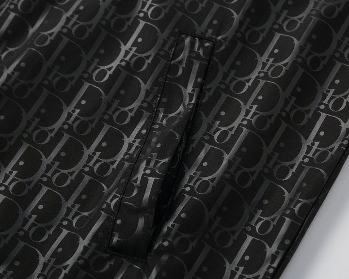 【DIOR 公式旗艦店】ディオール  ジャケット着好評に付き再入荷！