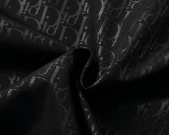 【DIOR 公式旗艦店】ディオール  ジャケット着好評に付き再入荷！