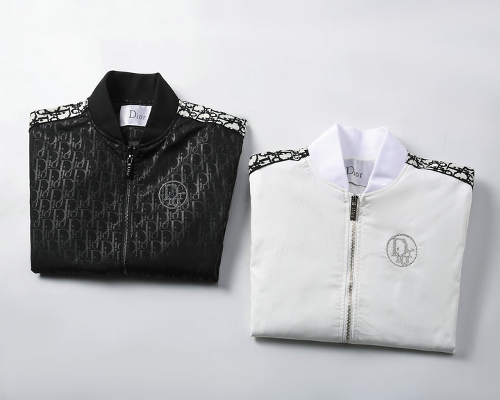 【DIOR 公式旗艦店】ディオール  ジャケット着好評に付き再入荷！