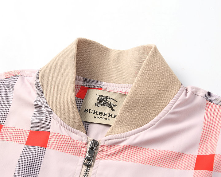 【BURBERRY 公式旗艦店】バーバリー  ジャケット着好評に付き再入荷！