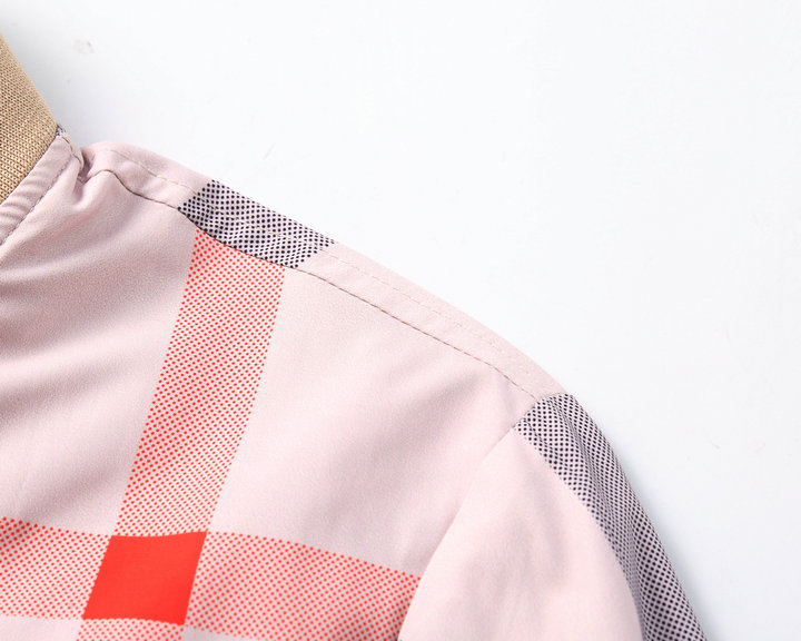 【BURBERRY 公式旗艦店】バーバリー  ジャケット着好評に付き再入荷！