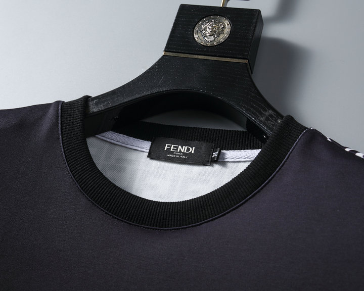 【FENDI  公式旗艦店】フェンディ丸首の衛衣 スウェット ご好評に付き再入荷！