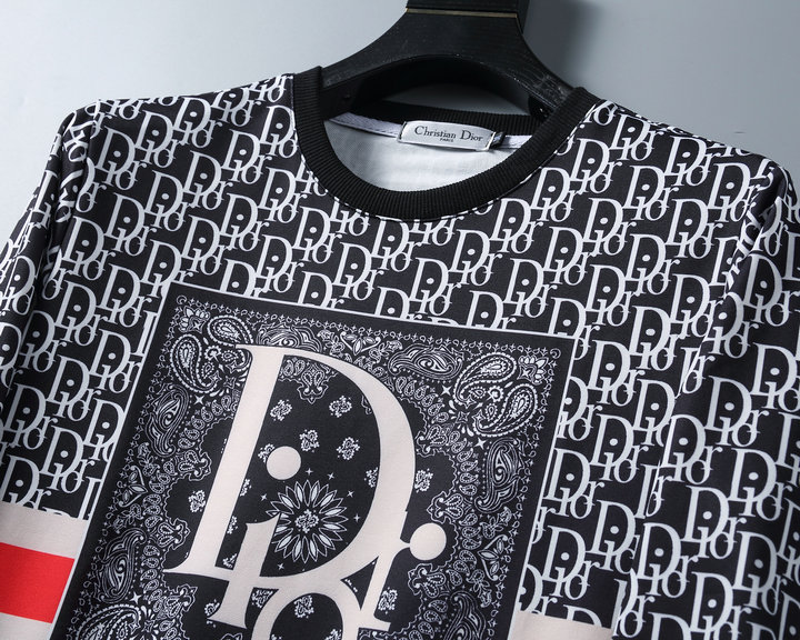 【DIOR 公式旗艦店】ディオール 丸首の衛衣 スウェットご好評に付き再入荷！