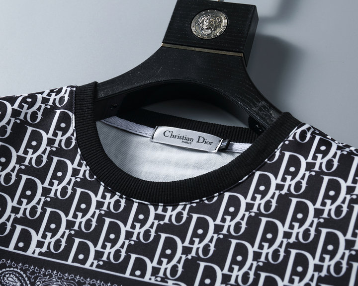 【DIOR 公式旗艦店】ディオール 丸首の衛衣 スウェットご好評に付き再入荷！