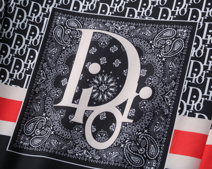 【DIOR 公式旗艦店】ディオール 丸首の衛衣 スウェットご好評に付き再入荷！