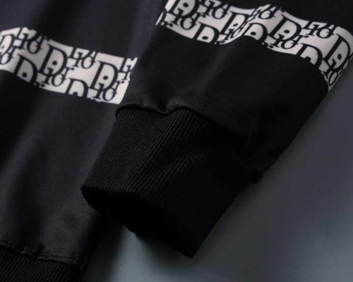 【DIOR 公式旗艦店】ディオール 丸首の衛衣 スウェットご好評に付き再入荷！