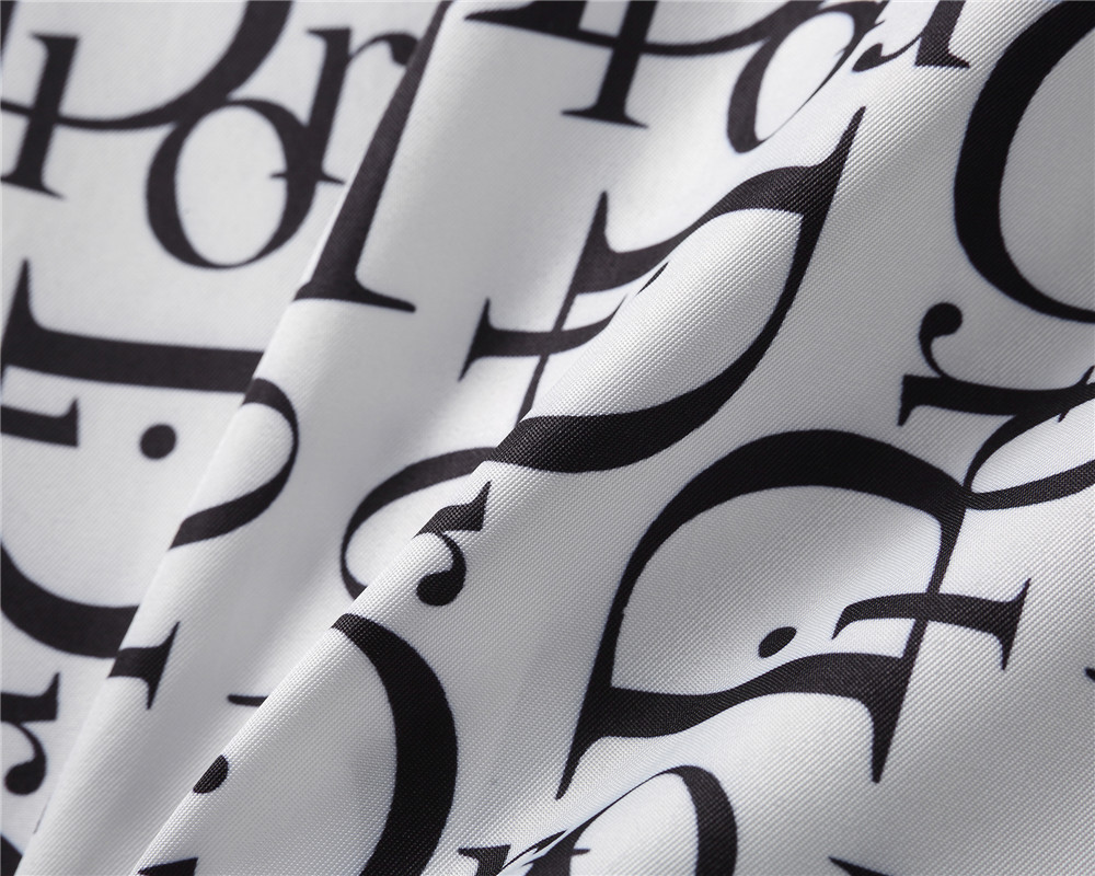 【DIOR 公式旗艦店】ディオール  シャツ ご好評に付き再入荷！